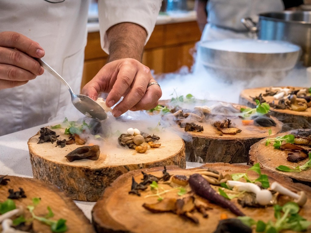 Many of Hong Kong’s fine dining establishments are turning out some of the most imaginative, visually stunning and incredibly thoughtful plant-based food in Asia. Photo: Pexels