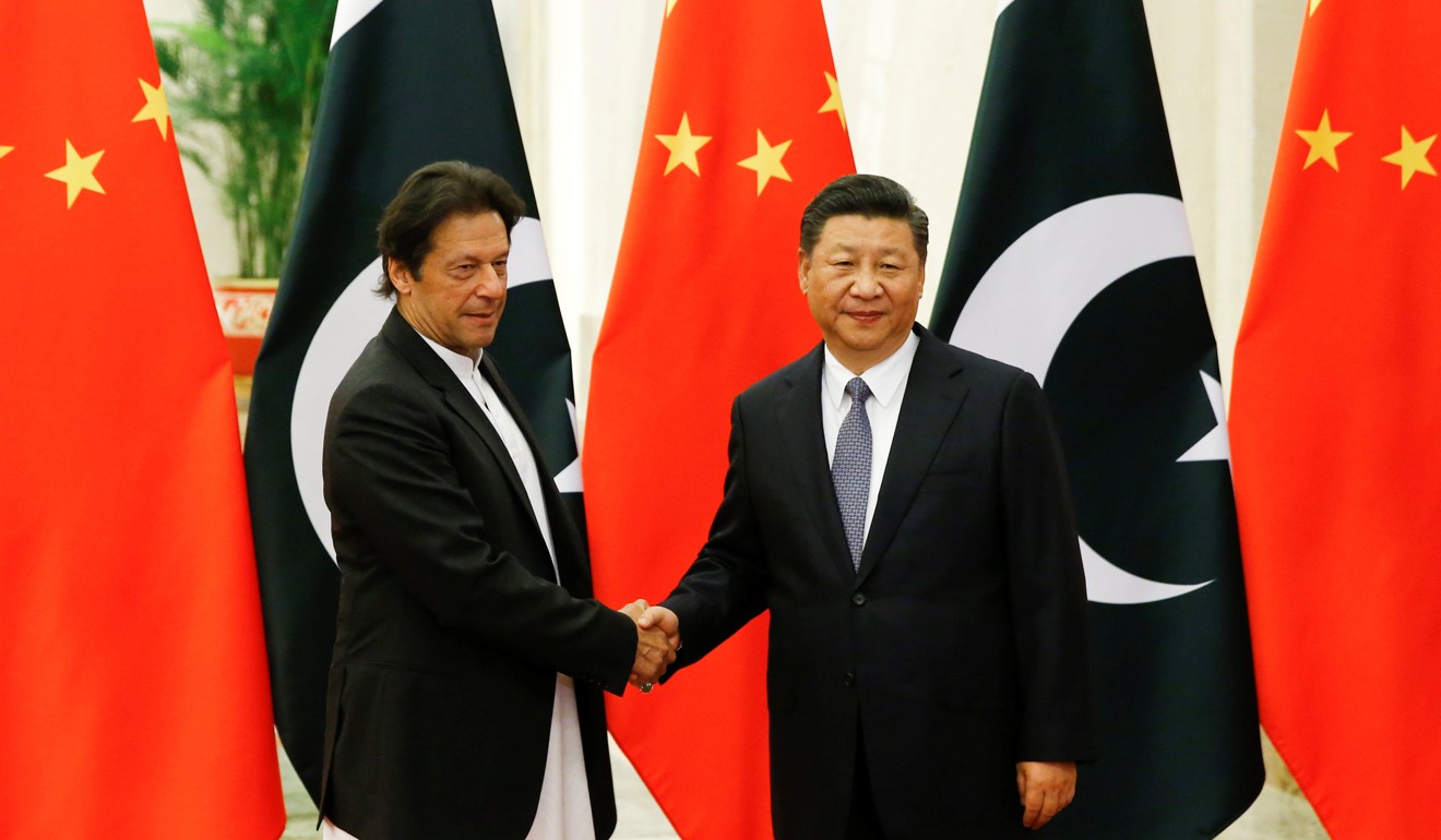 Chinese President Xi Jinping meets Pakistani Prime Minister Imran Khan at the Great Hall of the People in Beijing. Photo: Reuters