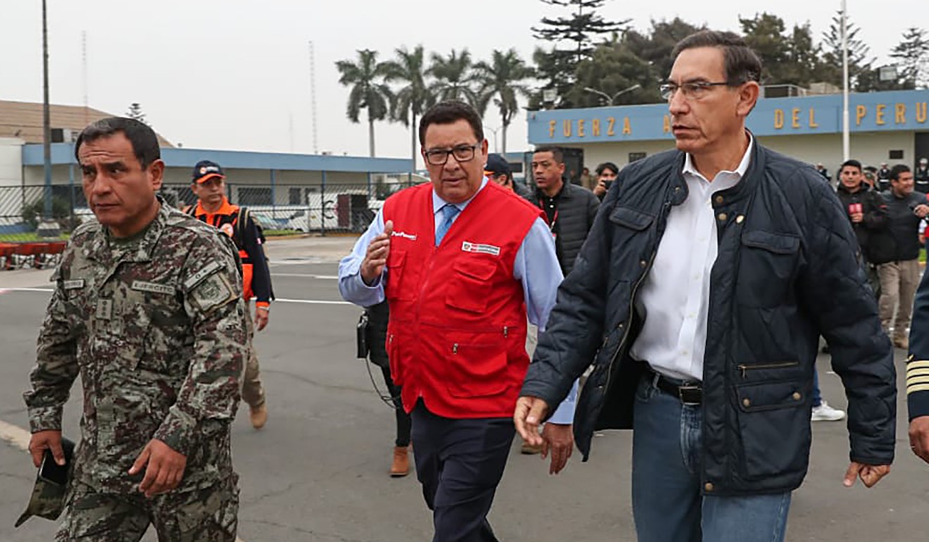 Peruvian President Martin Vizcarra (right). Photo: AFP