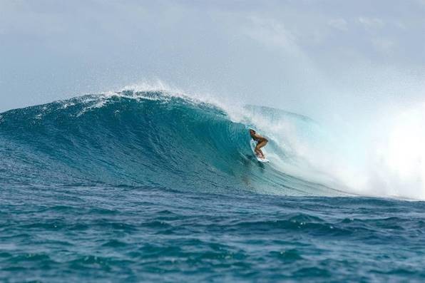 Australian pro surfer Sally Fitzgibbons ranks third in the women’s World Surf League.