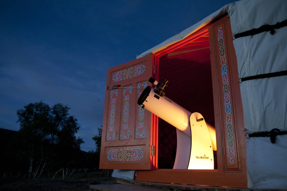 Guests are invited to gaze up at the expansive night sky through a high-powered telescope. Photo: Mandala Mongolia