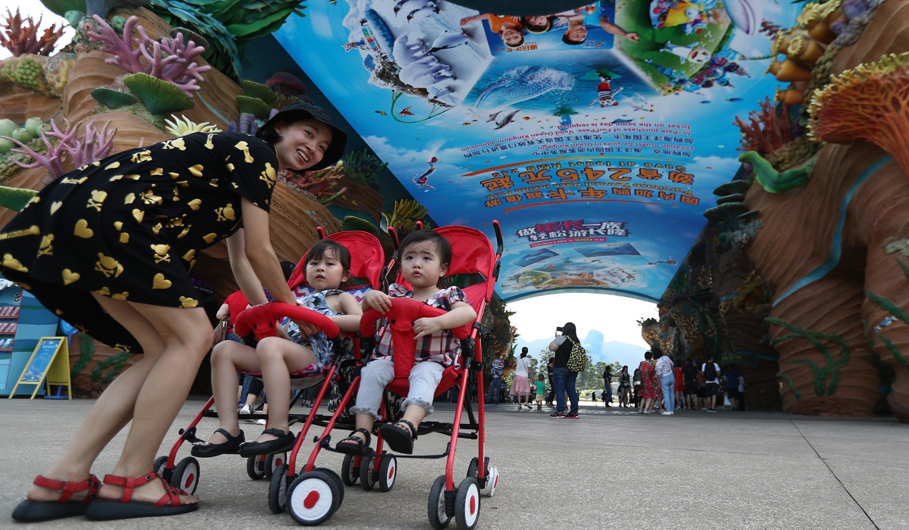 Hong Kong residents and schoolchildren will be able to get discounts at Ocean Park over the summer. Photo: Nora Tam
