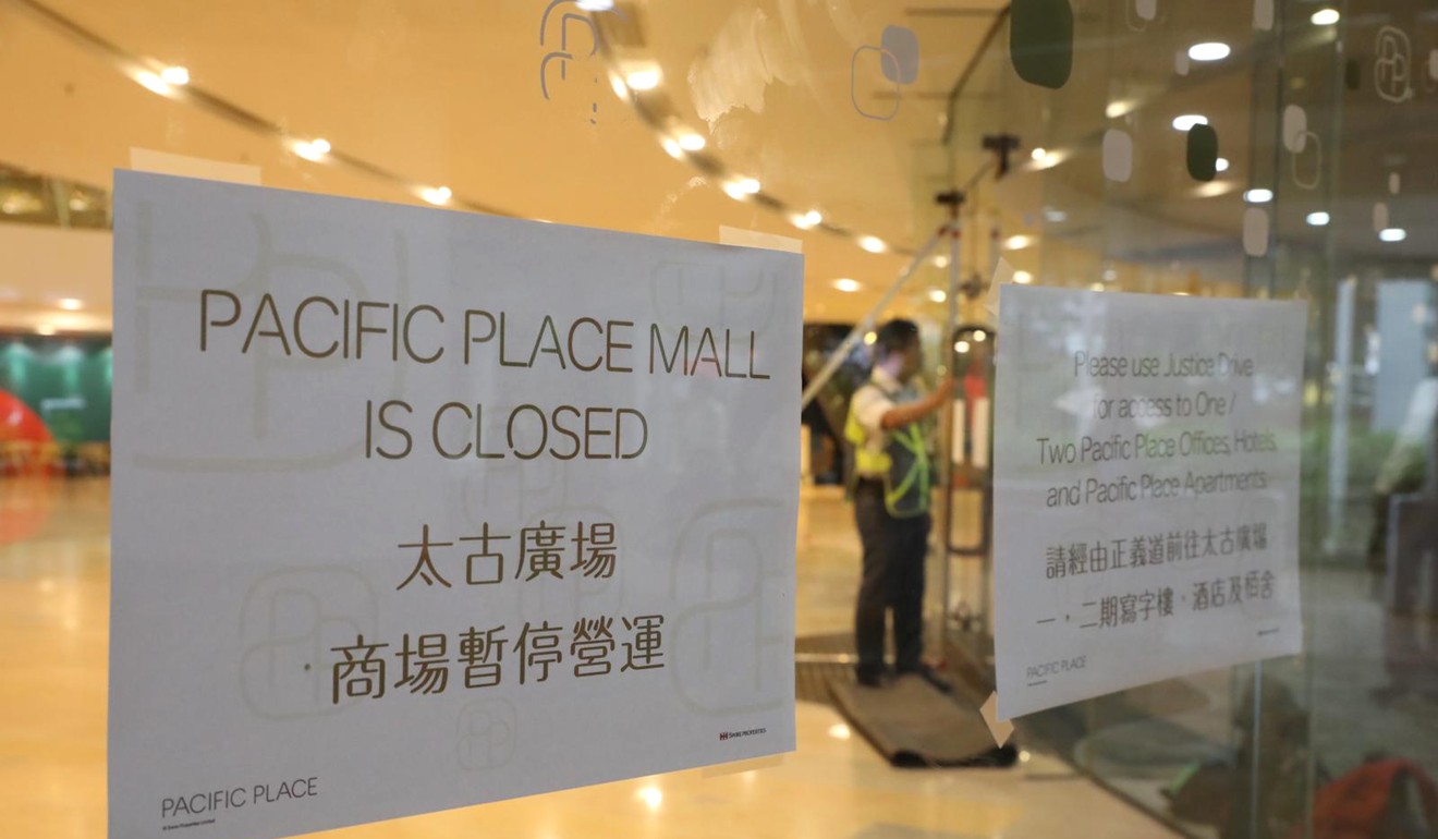 Shopping complex Pacific Place was closed after sheltering protesters on Wednesday. Photo: K.Y. Cheng