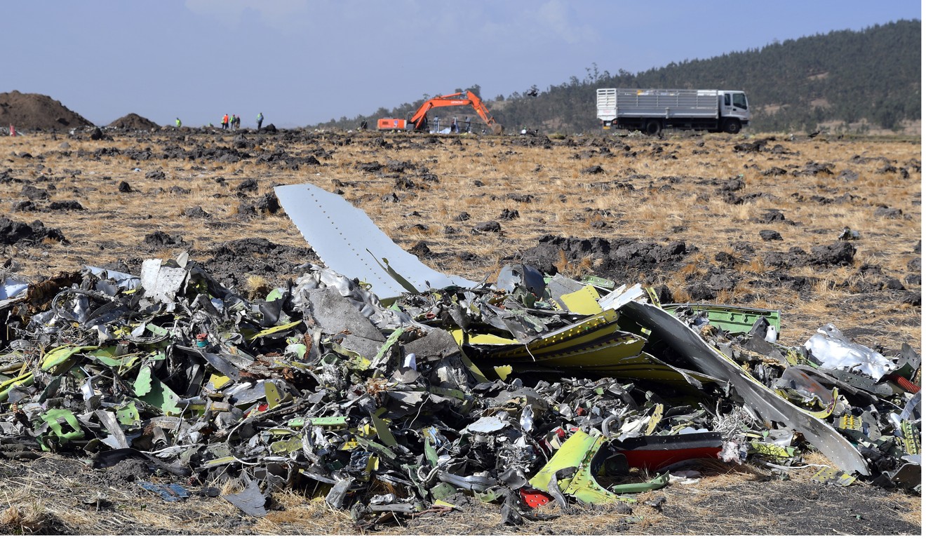 Boeing bosses say ‘sorry’ for MAX 8 crashes, as Airbus unveils long ...