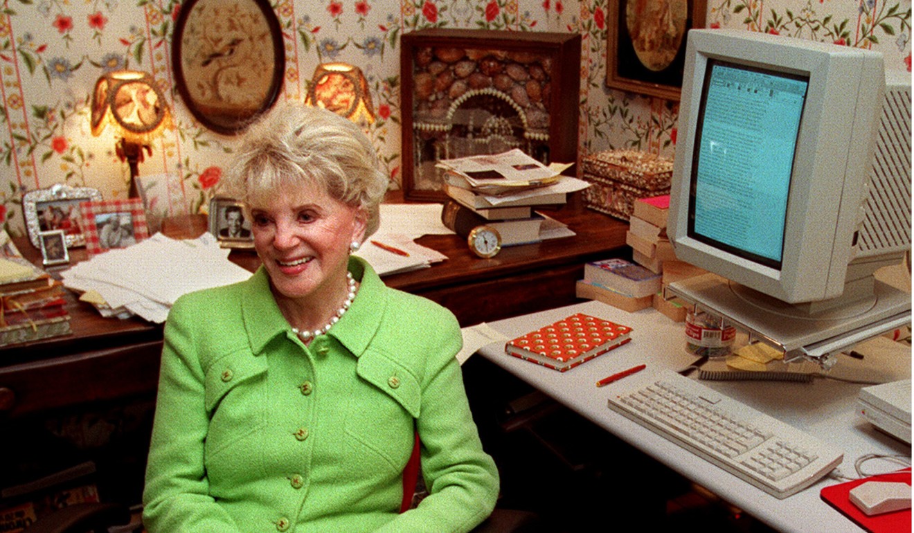 Judith Krantz at her Bel Air home in 1998. Photo: TNS