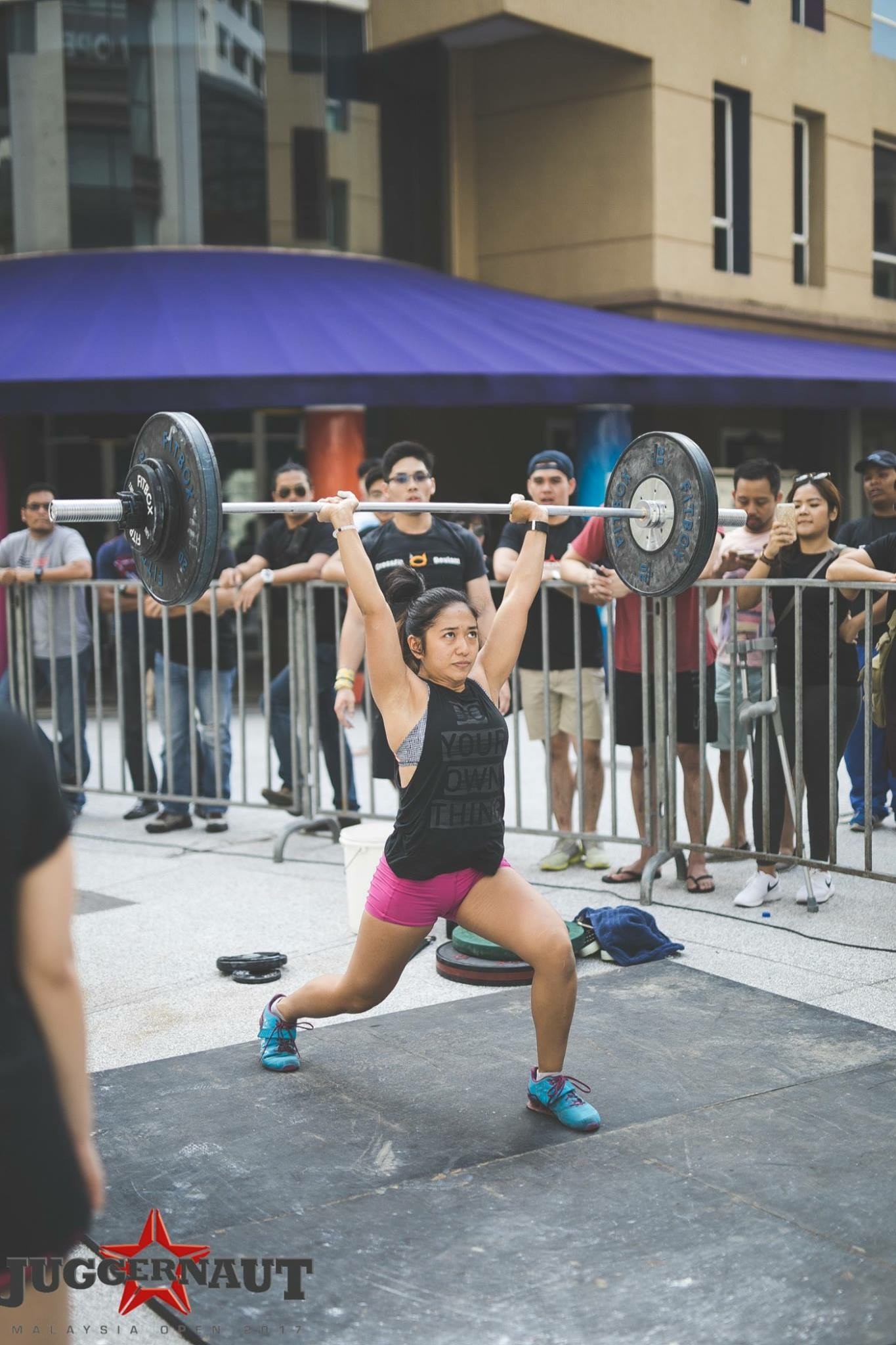 Qizlar jinsiy aloqa paytida oq suyuqlikni siqib chiqaradi