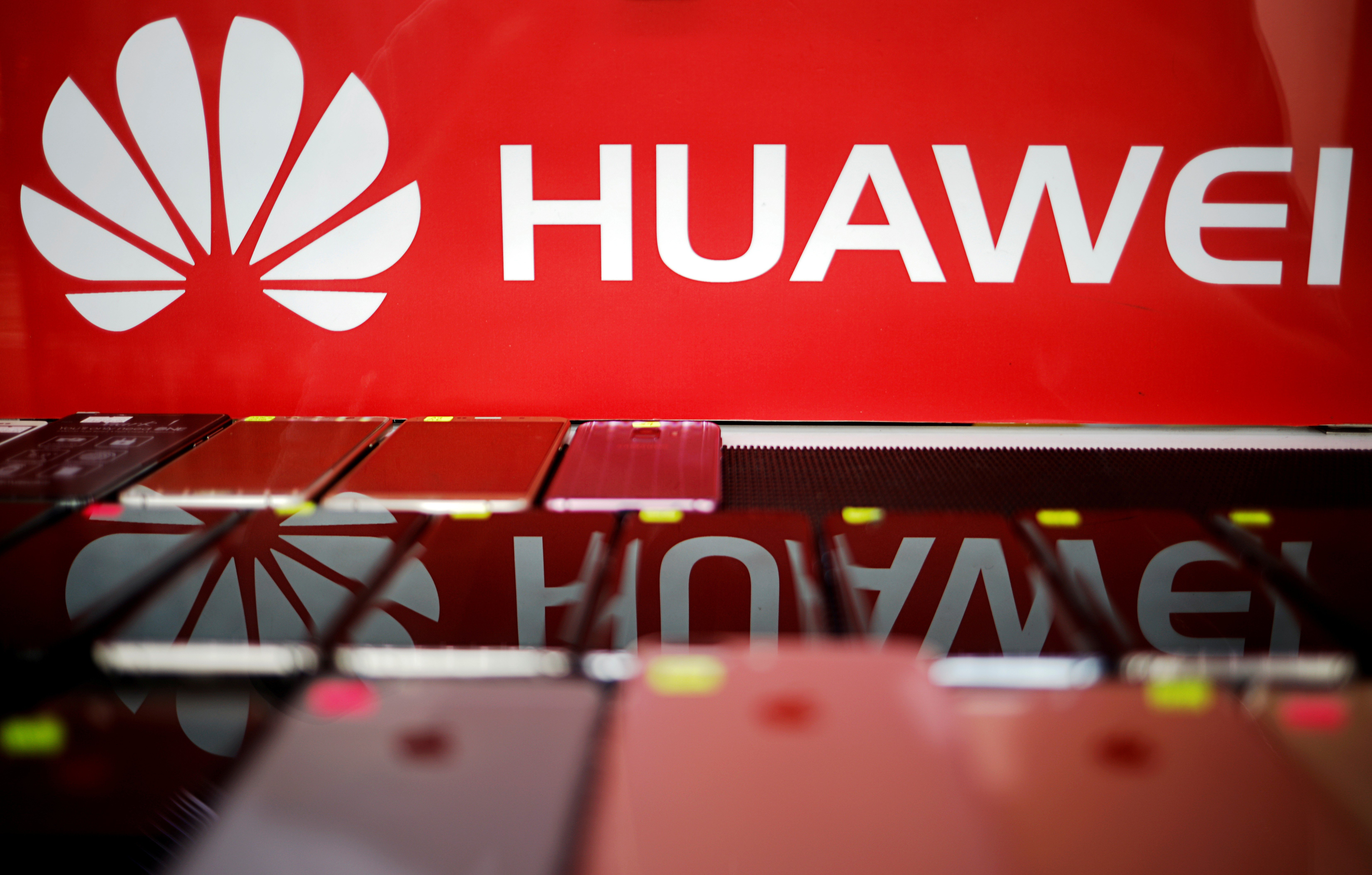 The logo of Huawei Technologies is pictured at a smartphone shop in Singapore on May 21, 2019. Photo: Reuters