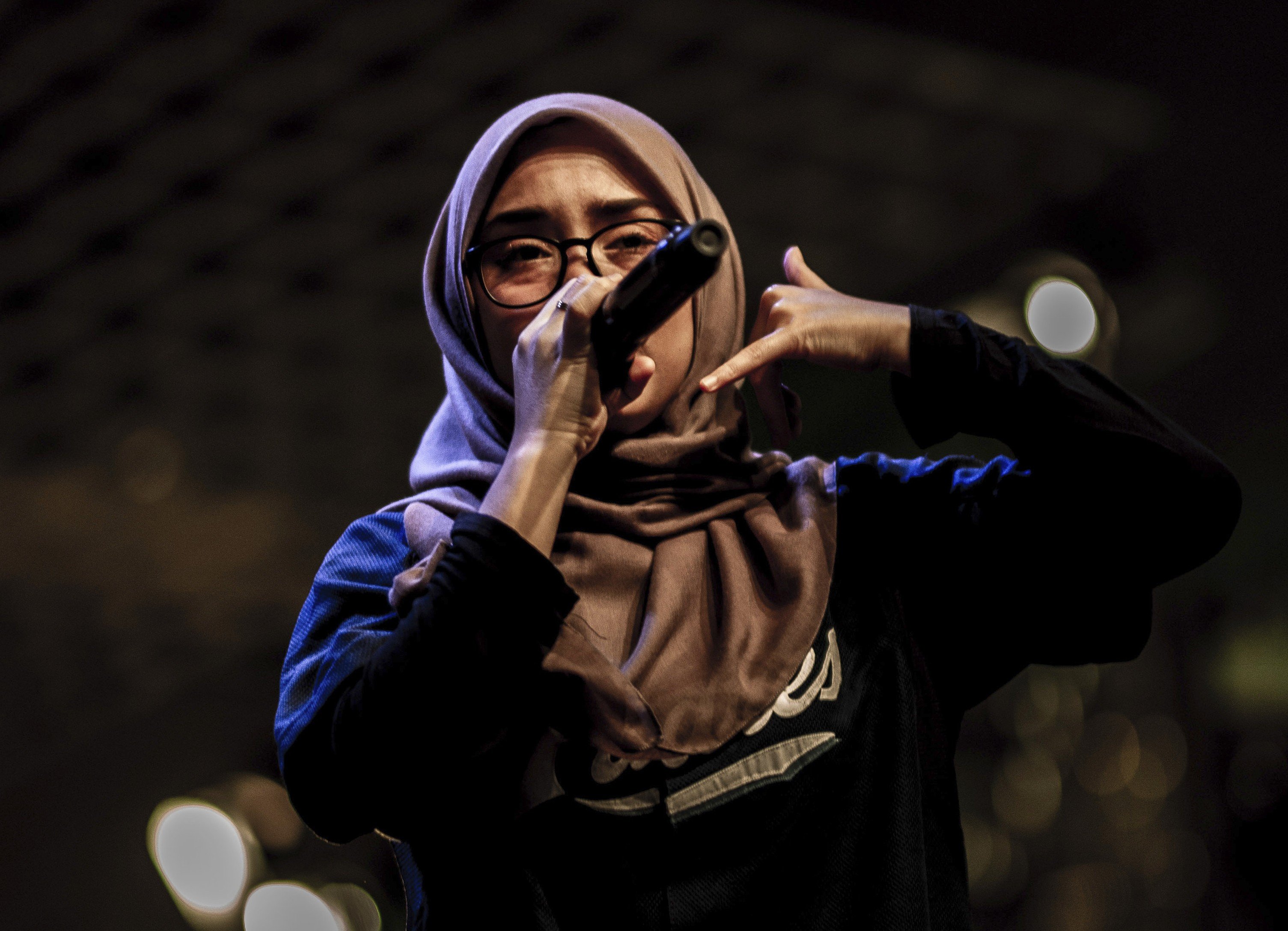 Female Malaysian Hip Hop Artist Who Raps In A Hijab And Traditional Dress We Can T Jump Around So Much South China Morning Post