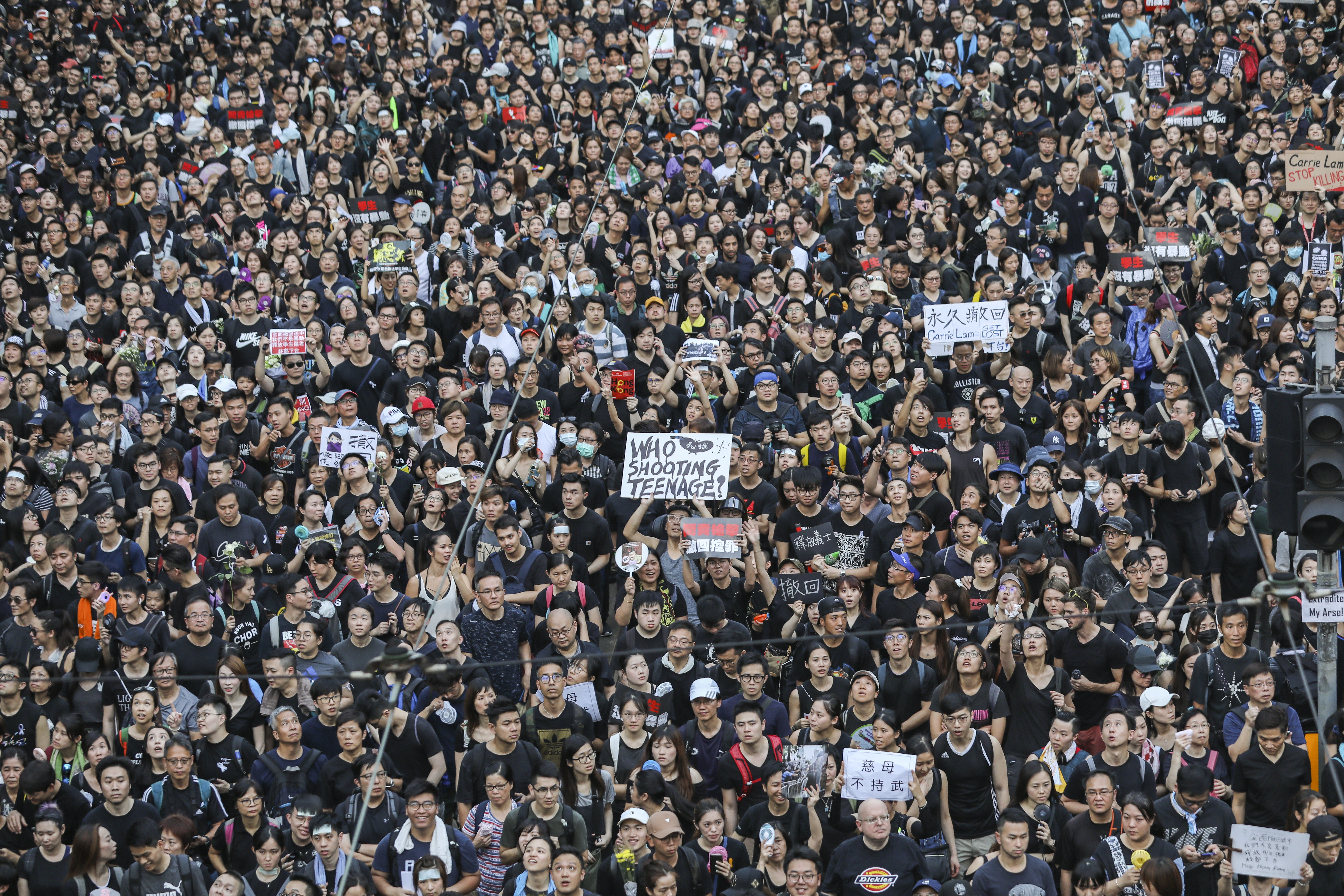 Protesters march against the extradition bill. Photo: Sam Tsang