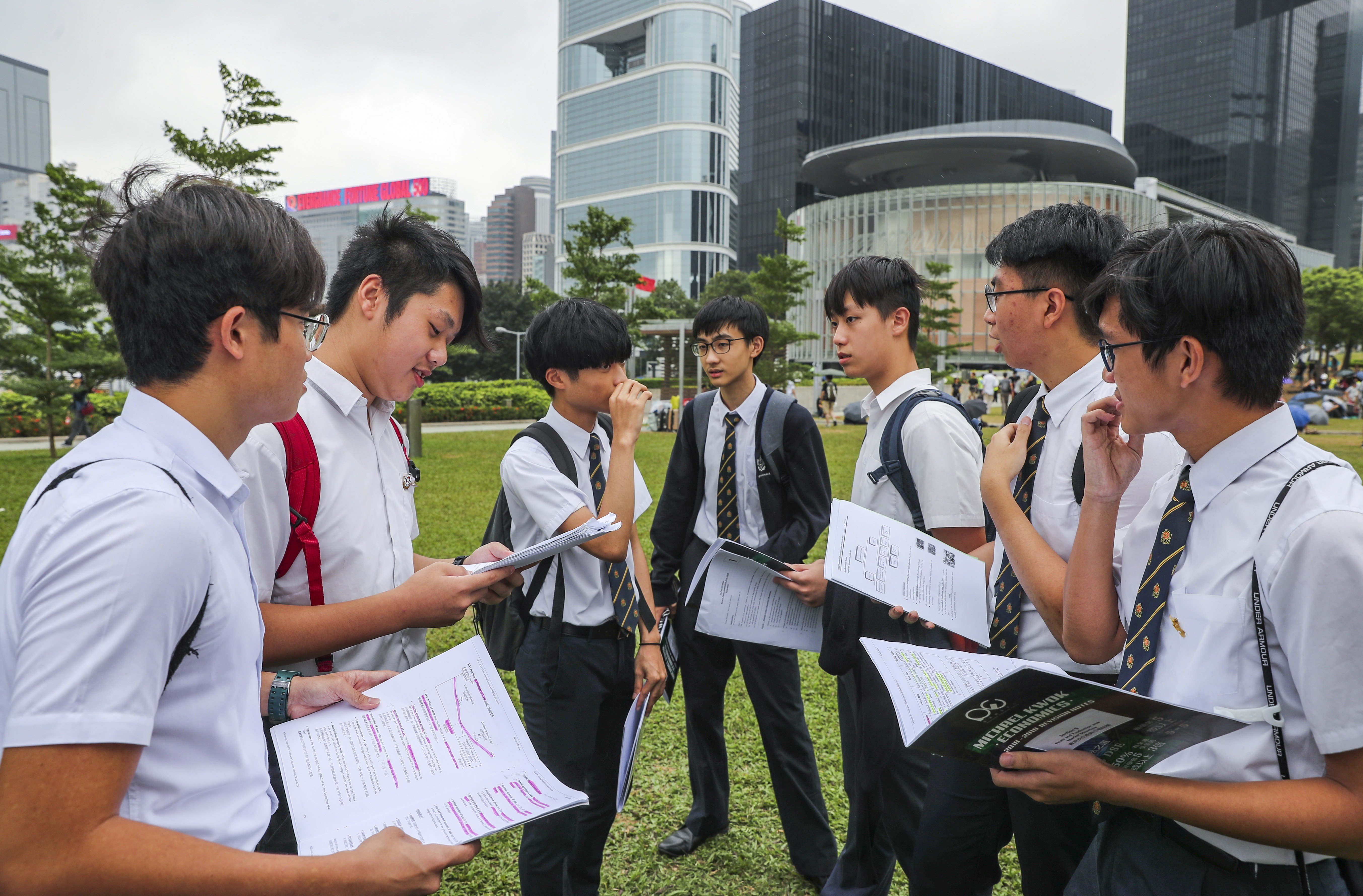 Some secondary school students remained on the streets overnight after the June 17 march to the government headquarters in Tamar, to protest against the extradition bill. Photo: Sam Tsang