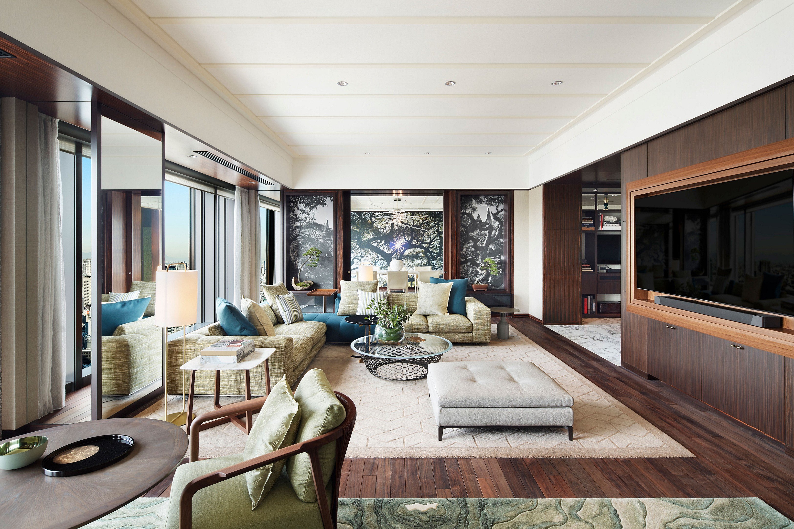 For US$18,000 a night, Mandarin Oriental Tokyo’s President Suite has a bedroom, living room, study, dining room and spa bathroom, and stunning views of Mount Fuji.