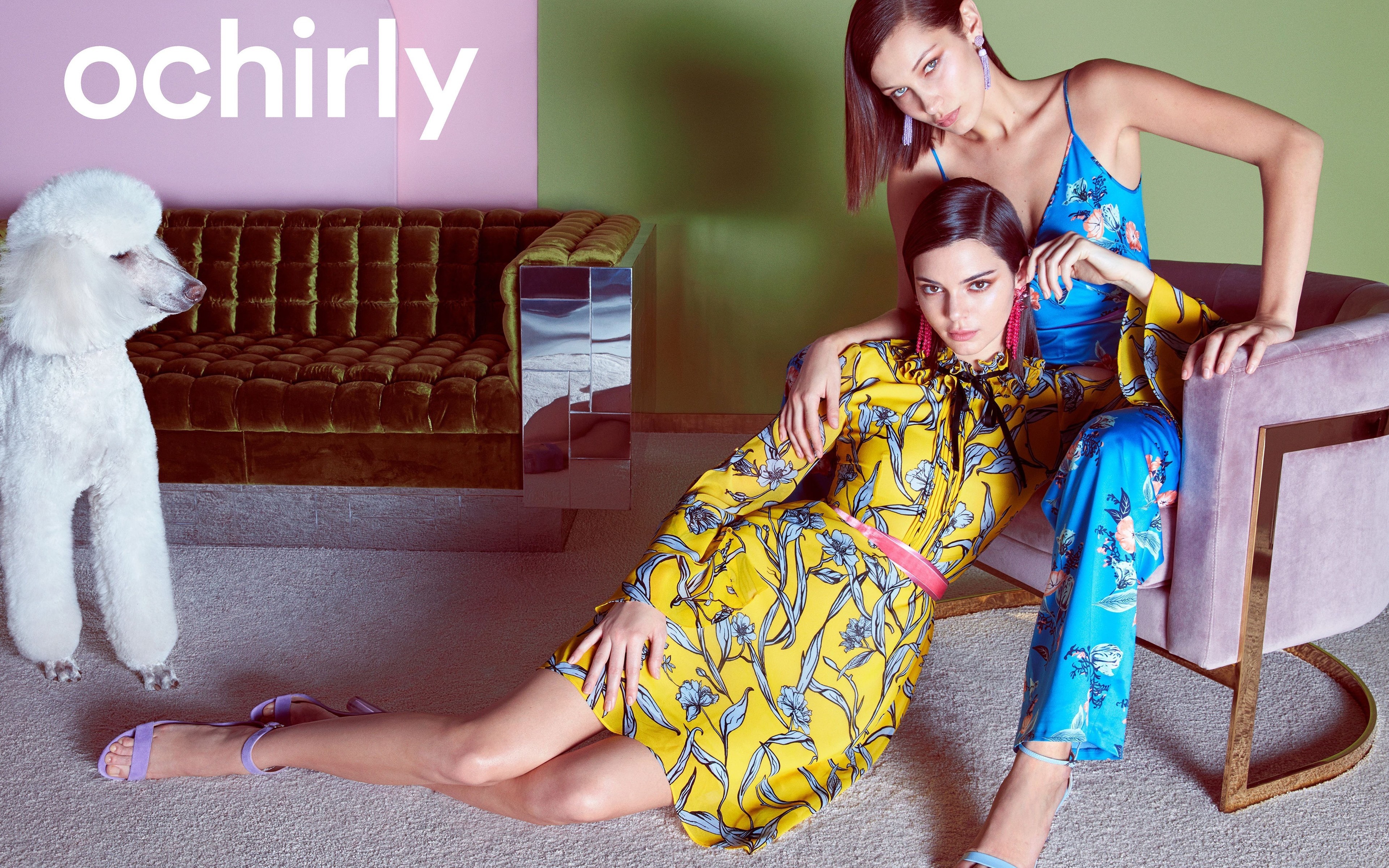 Kendall Jenner and Bella Hadid in an ad for Ochirly.