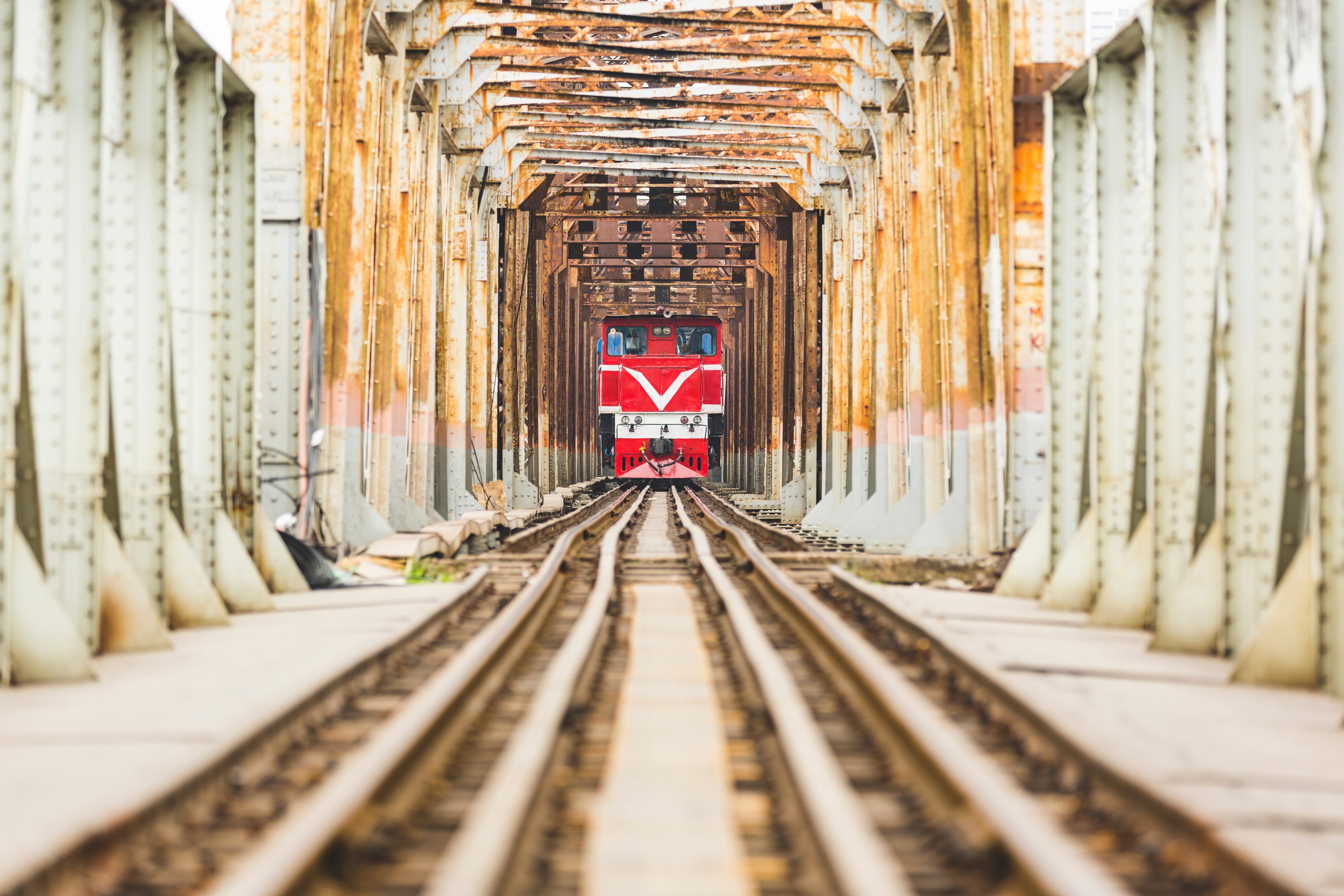 A train leaving Hanoi crosses the Long Bien Bridge. Photo: Alamy