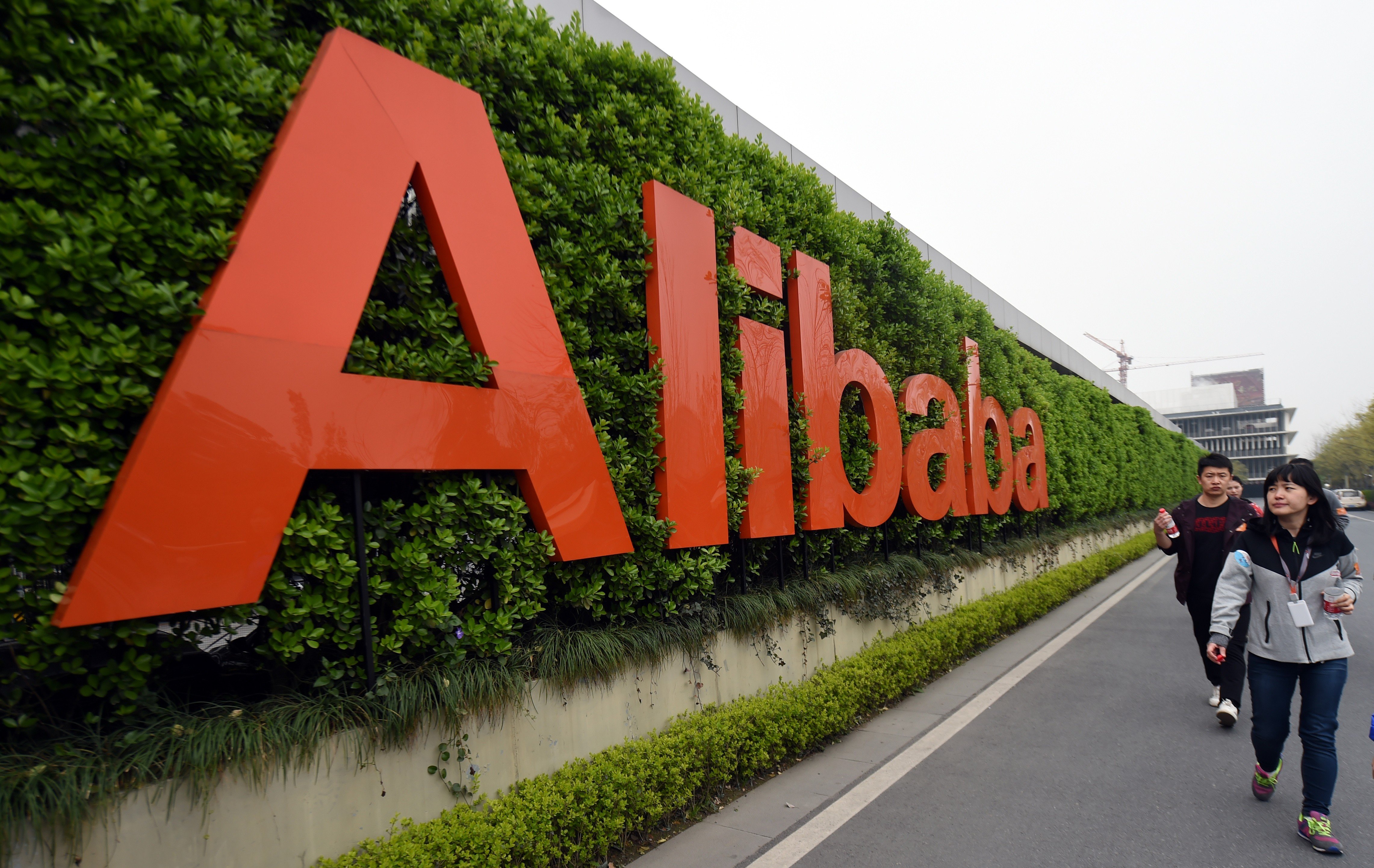 Alibaba To Take On Amazon Opening Business To Business Services To Us Companies South China Morning Post