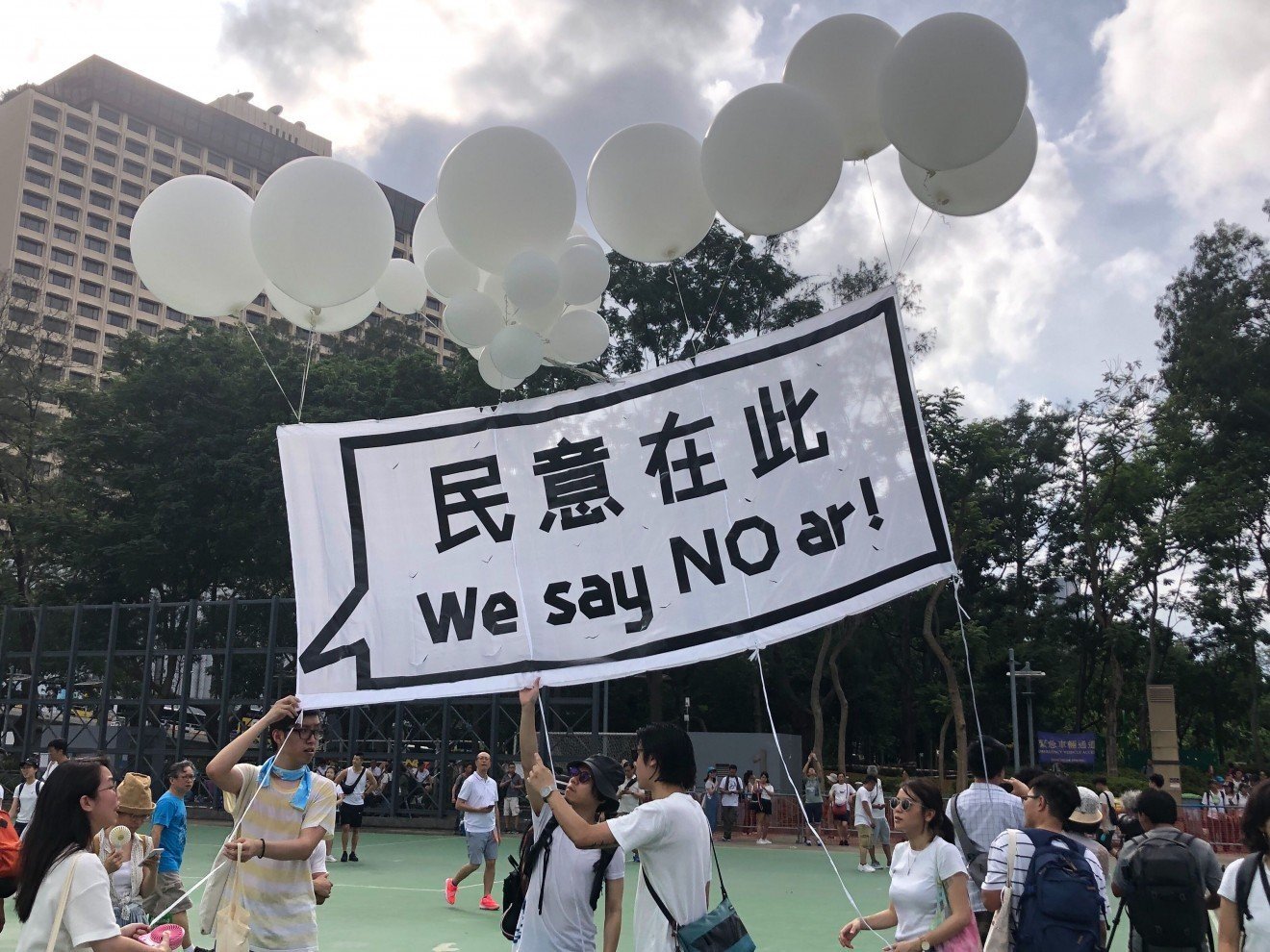 Hongkongers can say “no” to misinformation, whether they oppose the extradition bill – as expressed in this banner by artists Alcohol Salon – or not. Photo: Handout