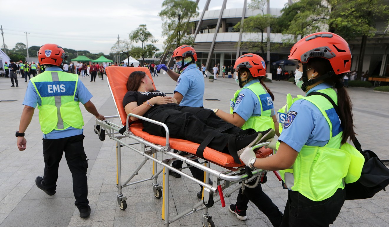 8 dead, 60 hurt as dual earthquakes strike northern Philippine islands ...