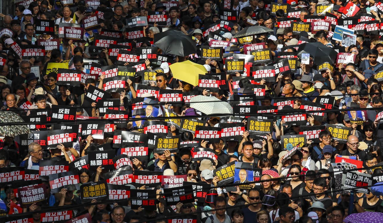 Extradition Bill Protests Will Hit Hong Kong Economy As It Reels From   4c26191c B0ee 11e9 A61f Bc570b50c4e7 1320x770 183509.JPG