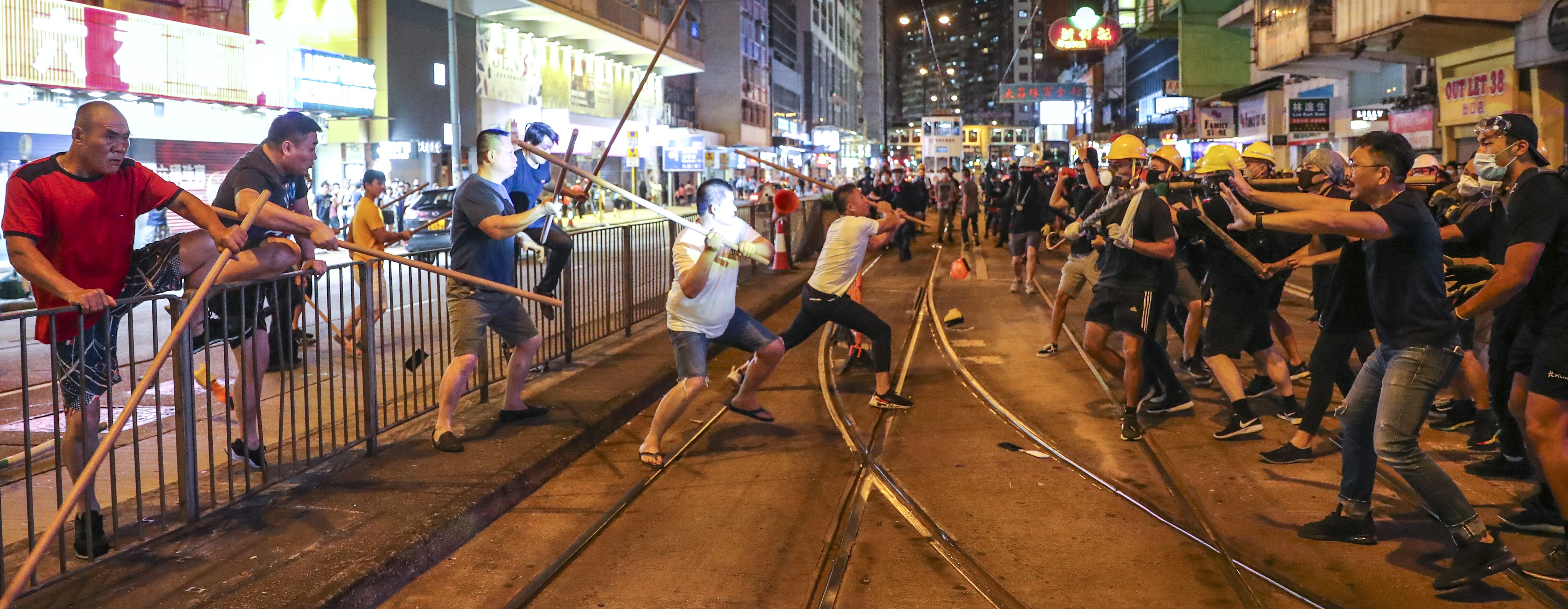 Suspected triad members attack anti-government protesters in North Point on August 5. Photo: Sam Tsang
