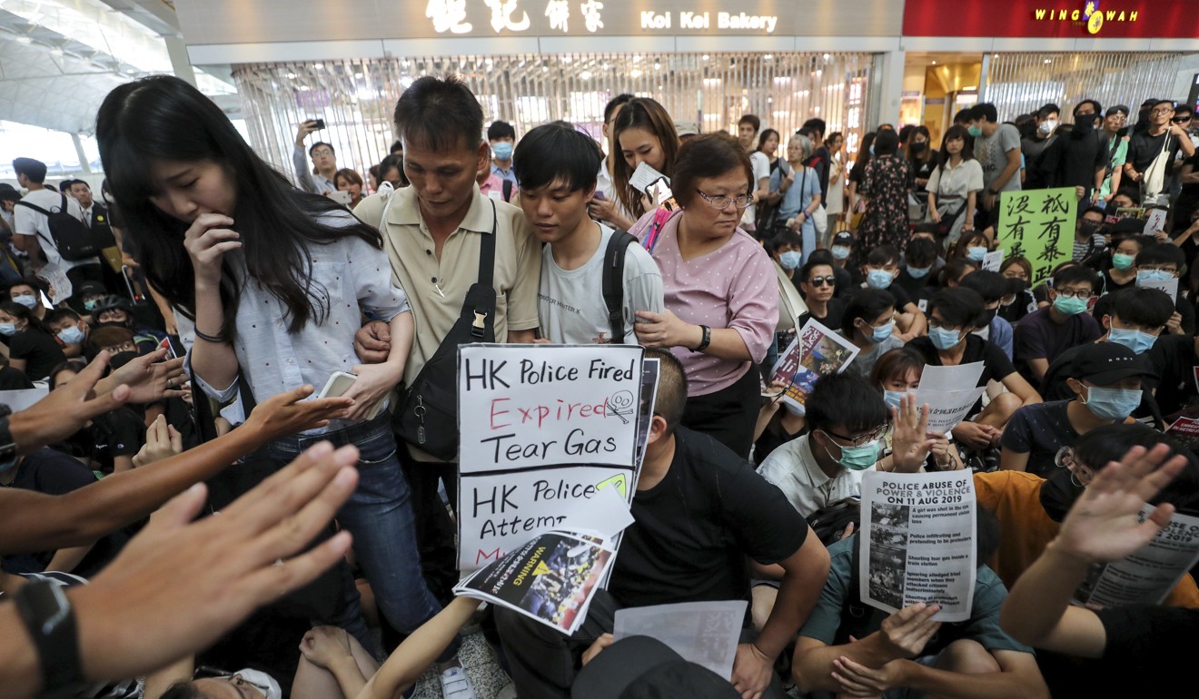 The scene in the departure section of Hong Kong airport on Tuesday afternoon. Photo: Sam Tsang