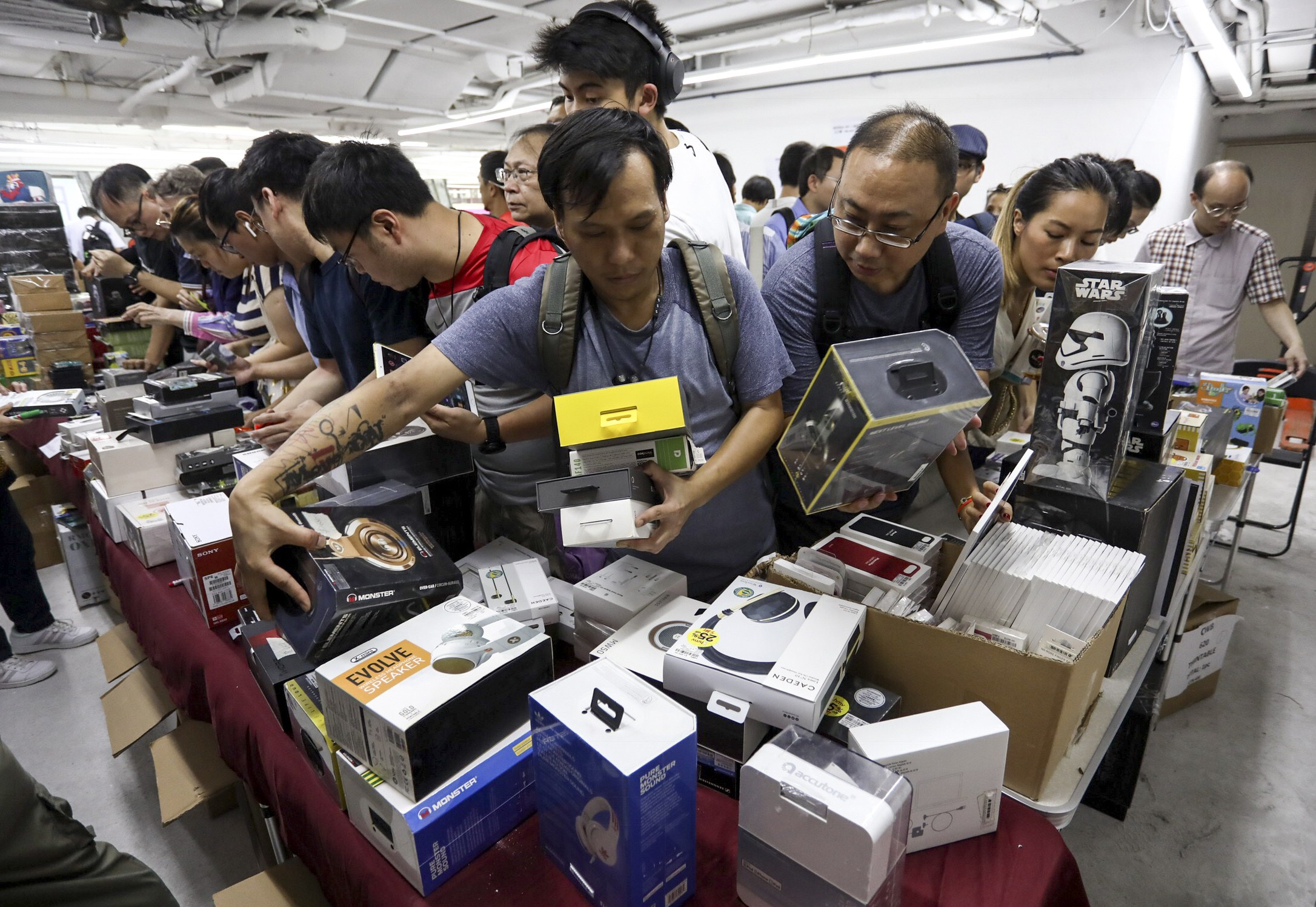 HMV’s liquidation sale at W Square in Wan Chai feature more than 100,000 items ranging from CDs to toys. Photo: Jonathan Wong