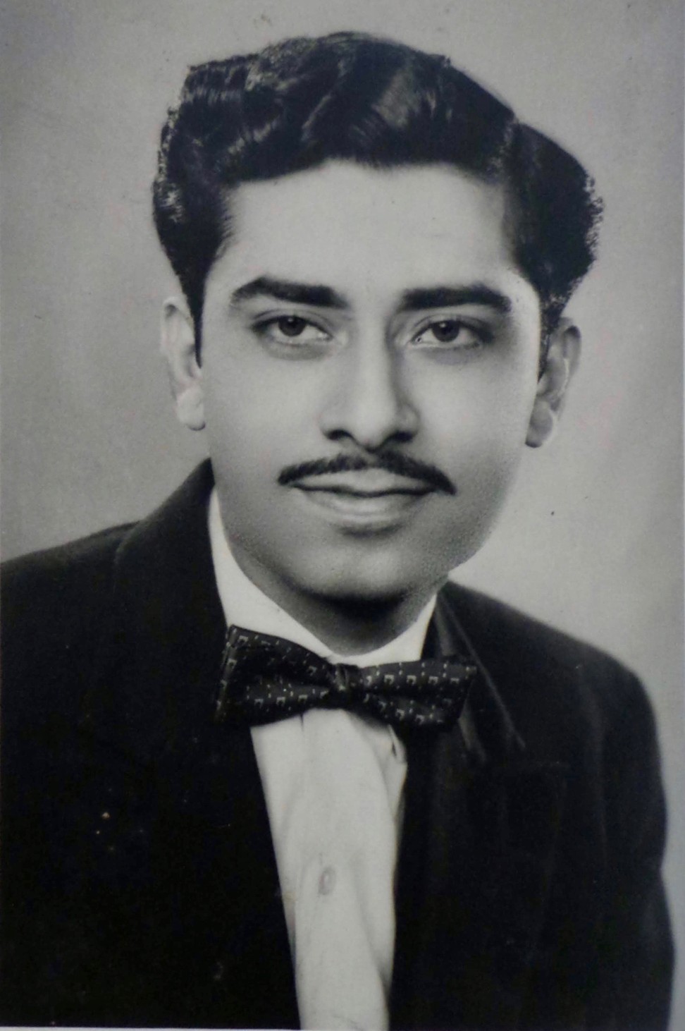 Daswani in 1956 before his performance on India’s Republic Day.