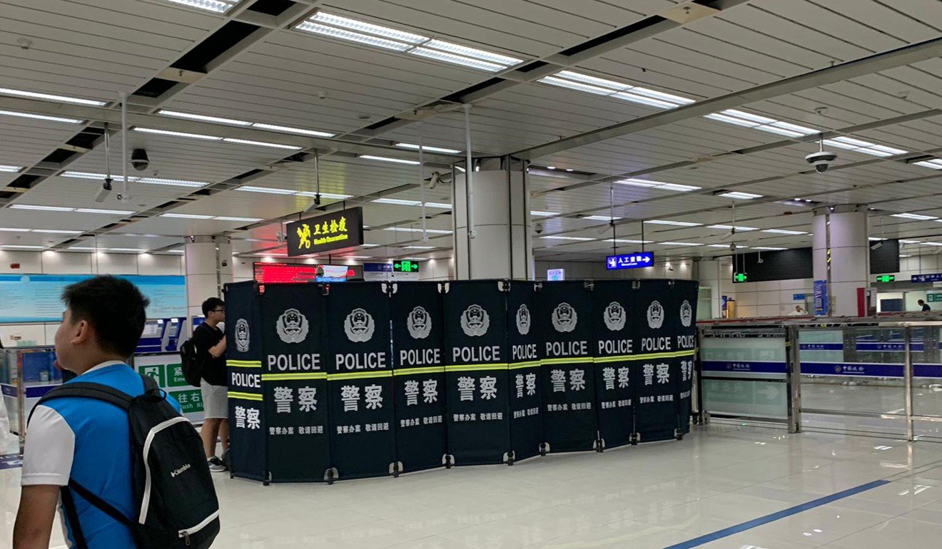 One traveller said their belongings and contents of their phone were searched inside an inspection booth in Shenzhen Bay. Photo: Handout