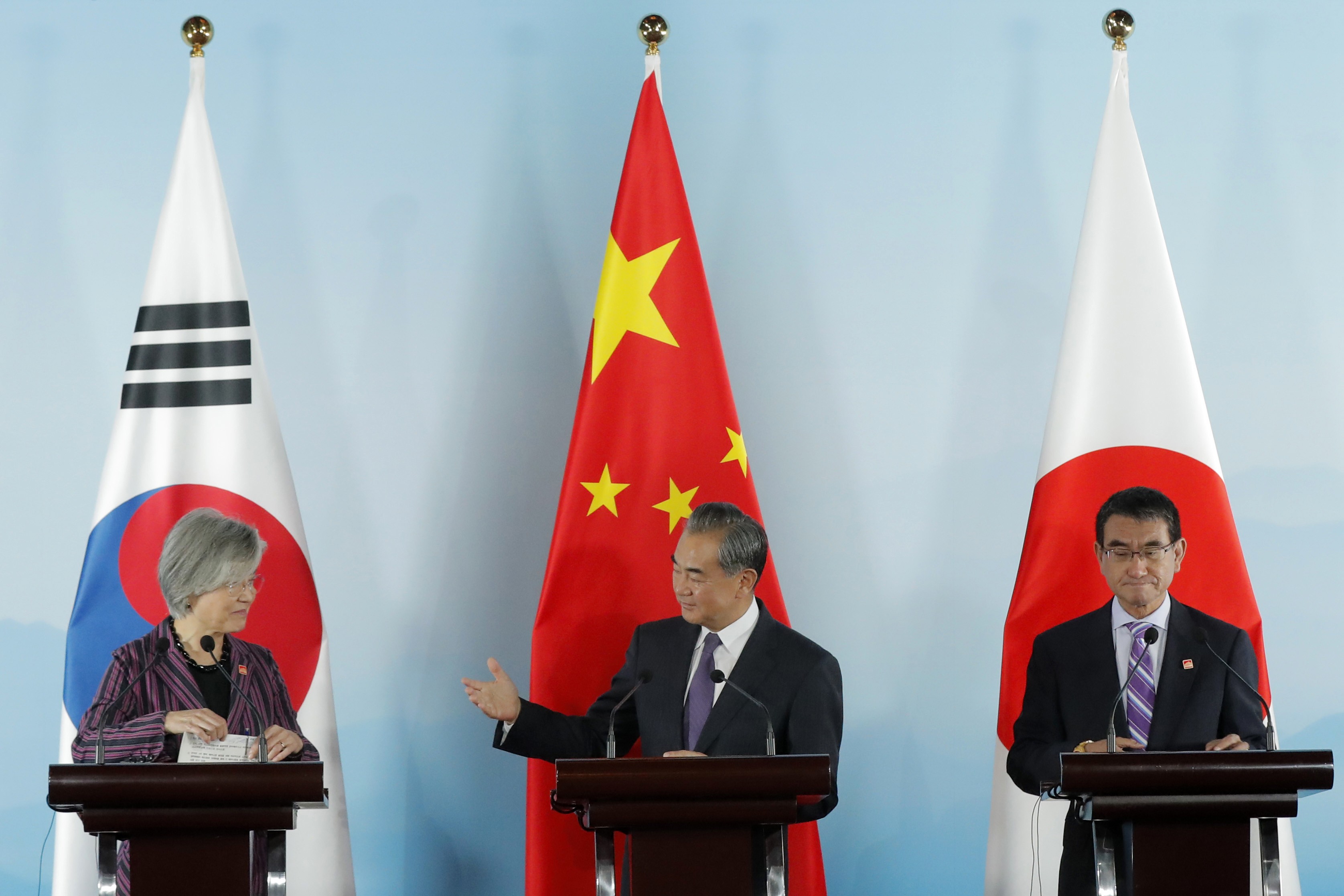 3351px x 2234px - Chinese Foreign Minister Wang Yi offers to help Japan and ...