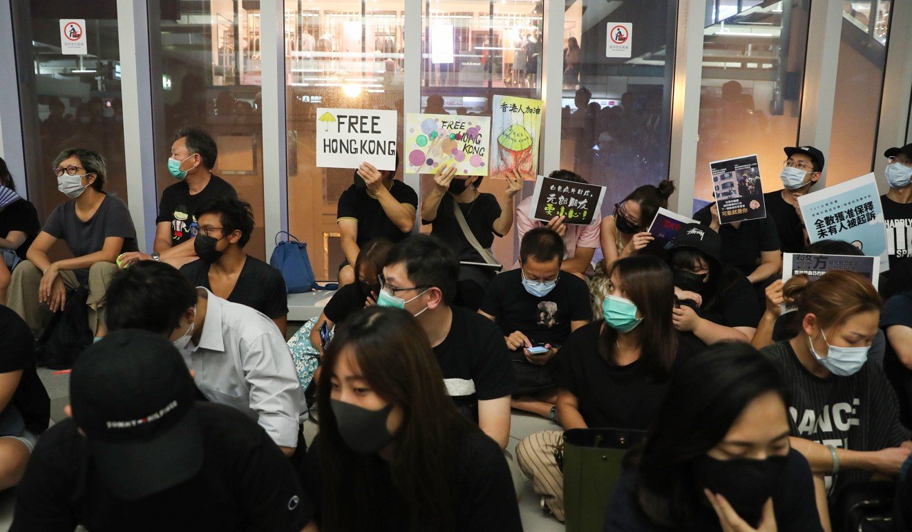 Chaos at Hong Kong’s Yuen Long MTR station as protesters confront ...
