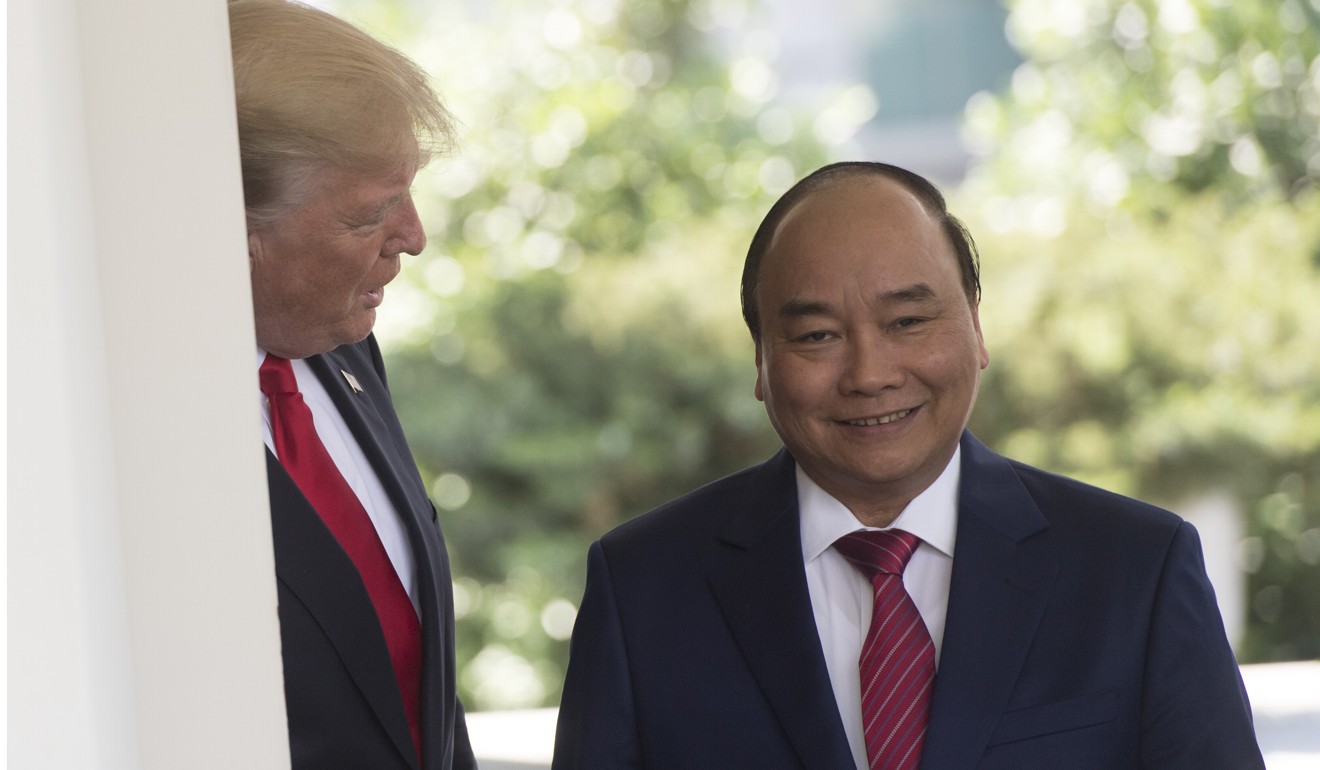 Trump welcomes Vietnamese Prime Minister Nguyen Xuan Phuc to the White House in May 2017. Photo: AFP