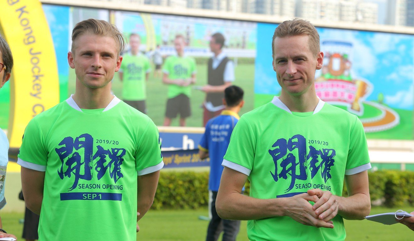 Lyle Hewitson (left) and Blake Shinn team up in the annual jockeys’ sprint at Sha Tin on Saturday.