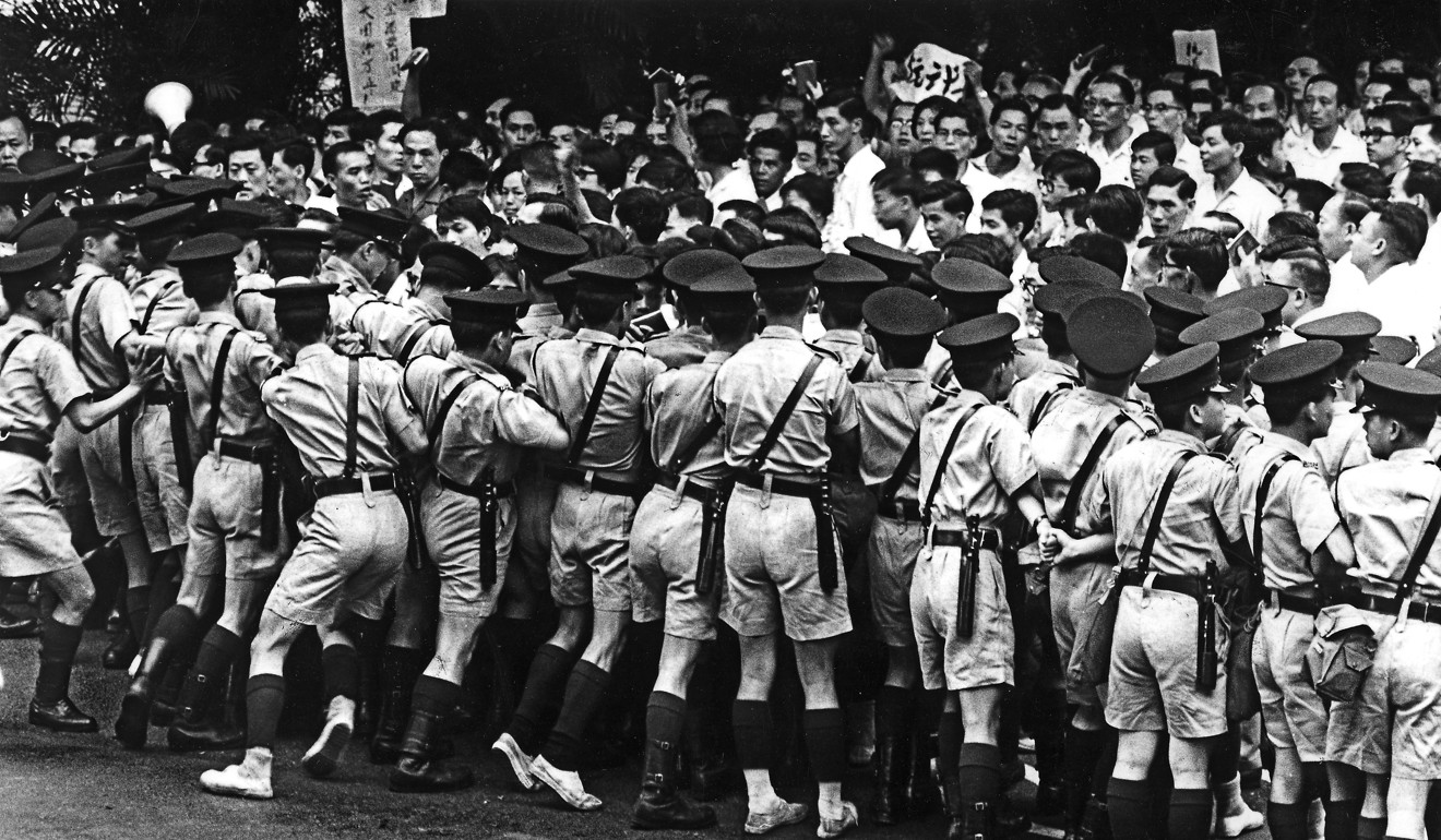 Left-wing protesters confront police during the trouble in 1967. Photo: SCMP