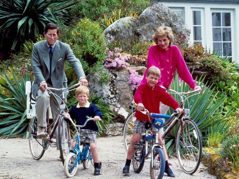 Prince Charles, Prince Harry, Prince William and Princess Diana head off on a cycle ride together