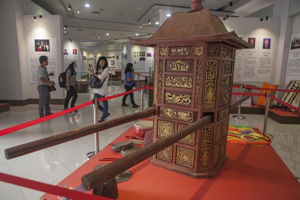 A sedan chair on display at the museum. Photo: Agoes Rudianto