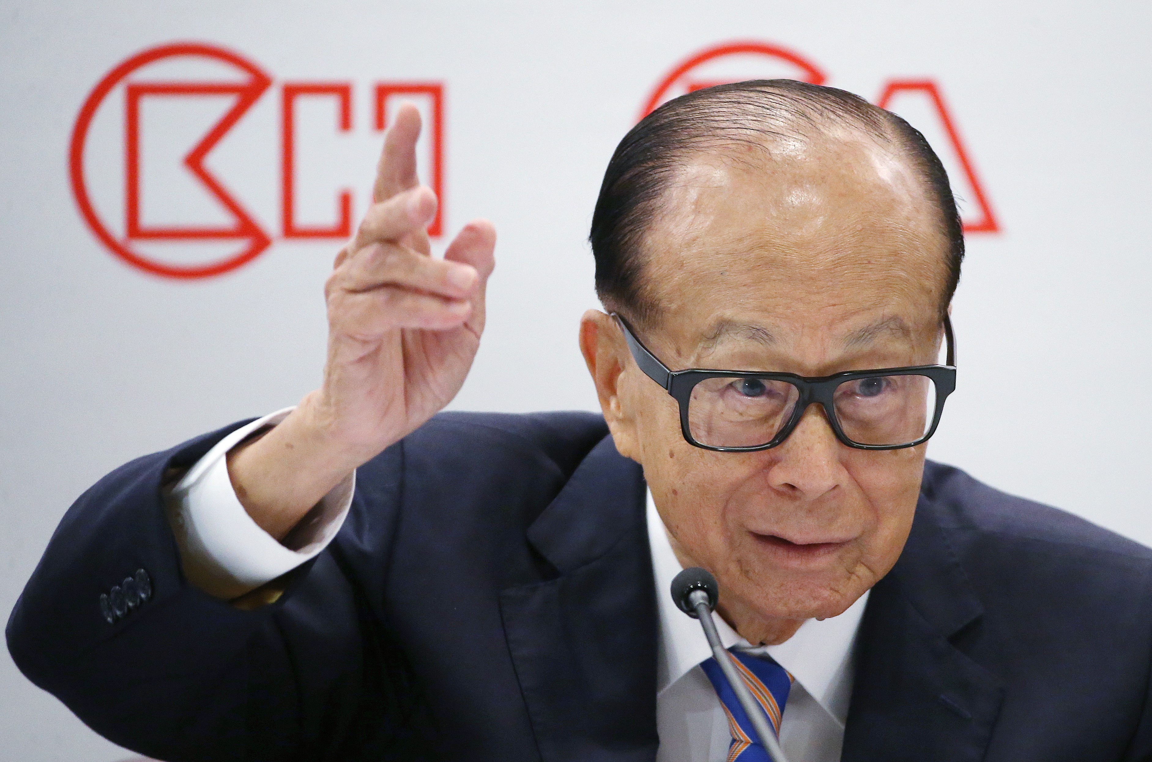 CK Hutchison Holdings, once run by Hong Kong tycoon Li Ka-shing, is among the firms to be named and shamed in the report. Photo: Sam Tsang