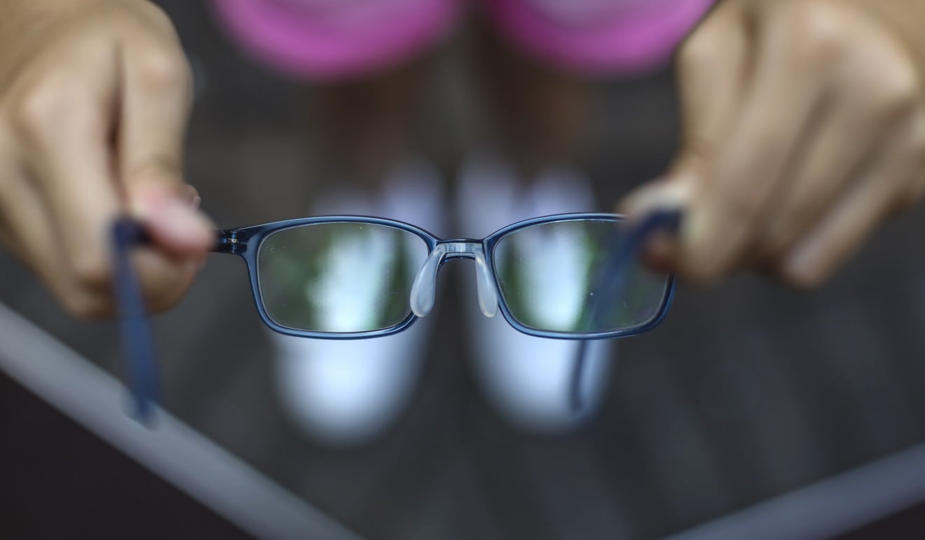 Cutting-edge glasses for short-sighted children under project from Hong ...