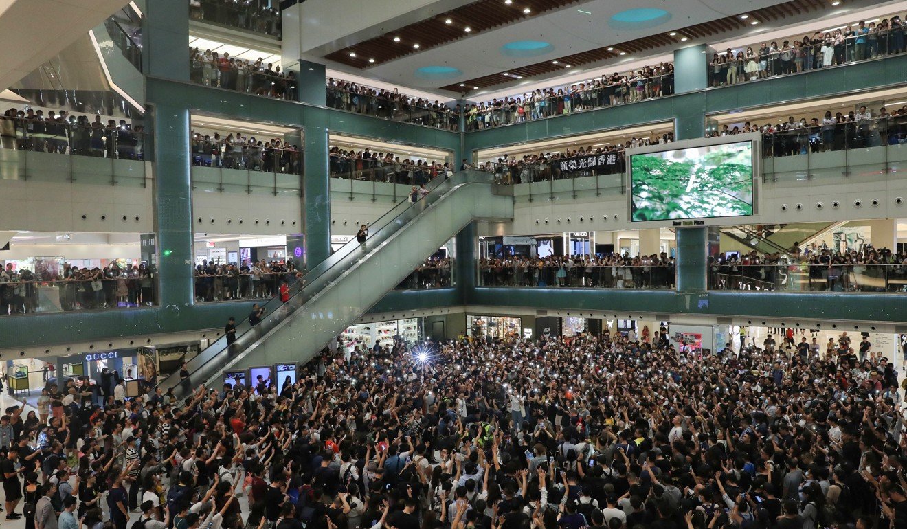 If home is not an appealing place to go, why not stay out and sing in a mall? Photo: Sam Tsang