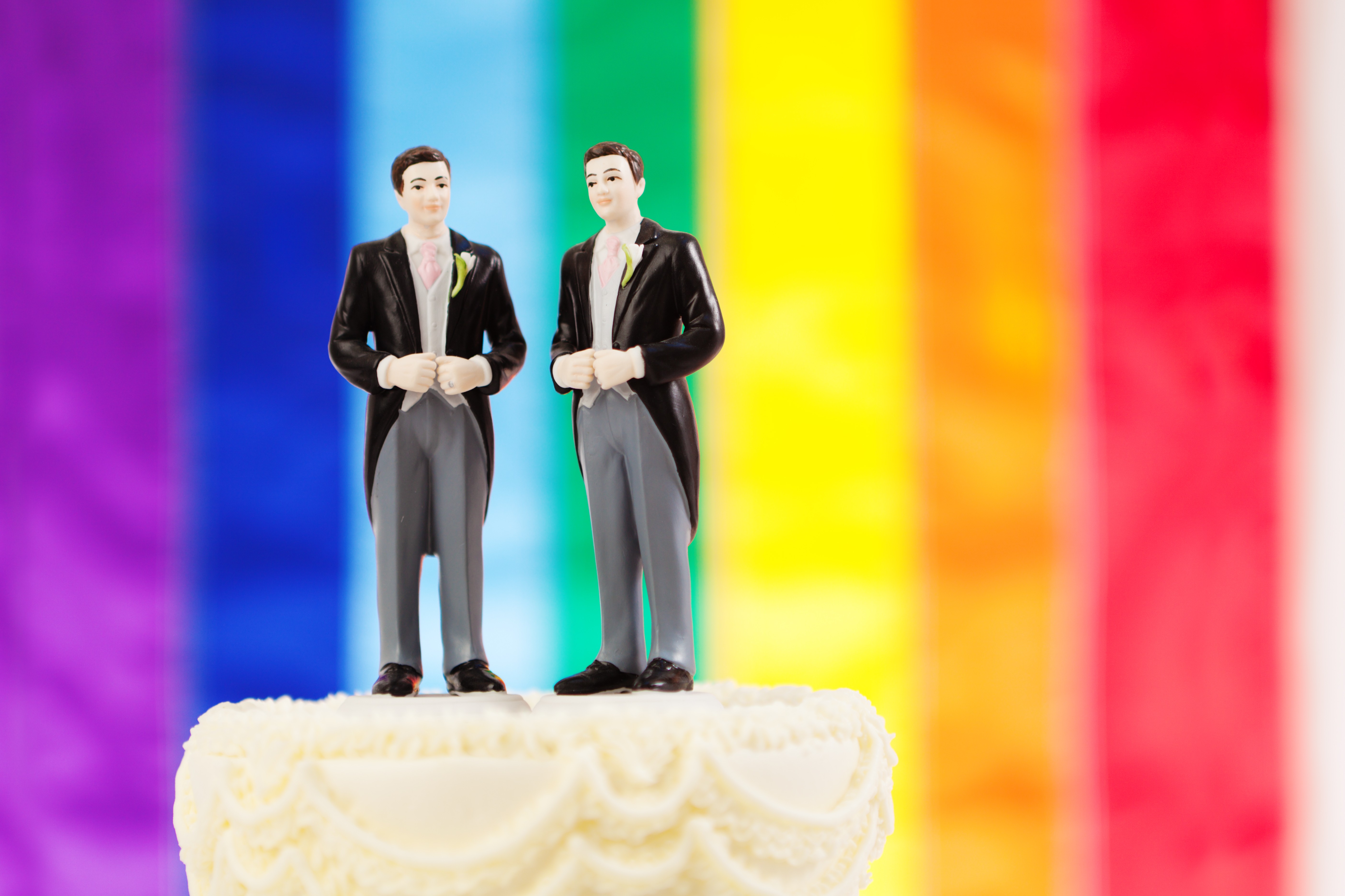 What are the important things to keep in mind when planning a same-sex wedding?