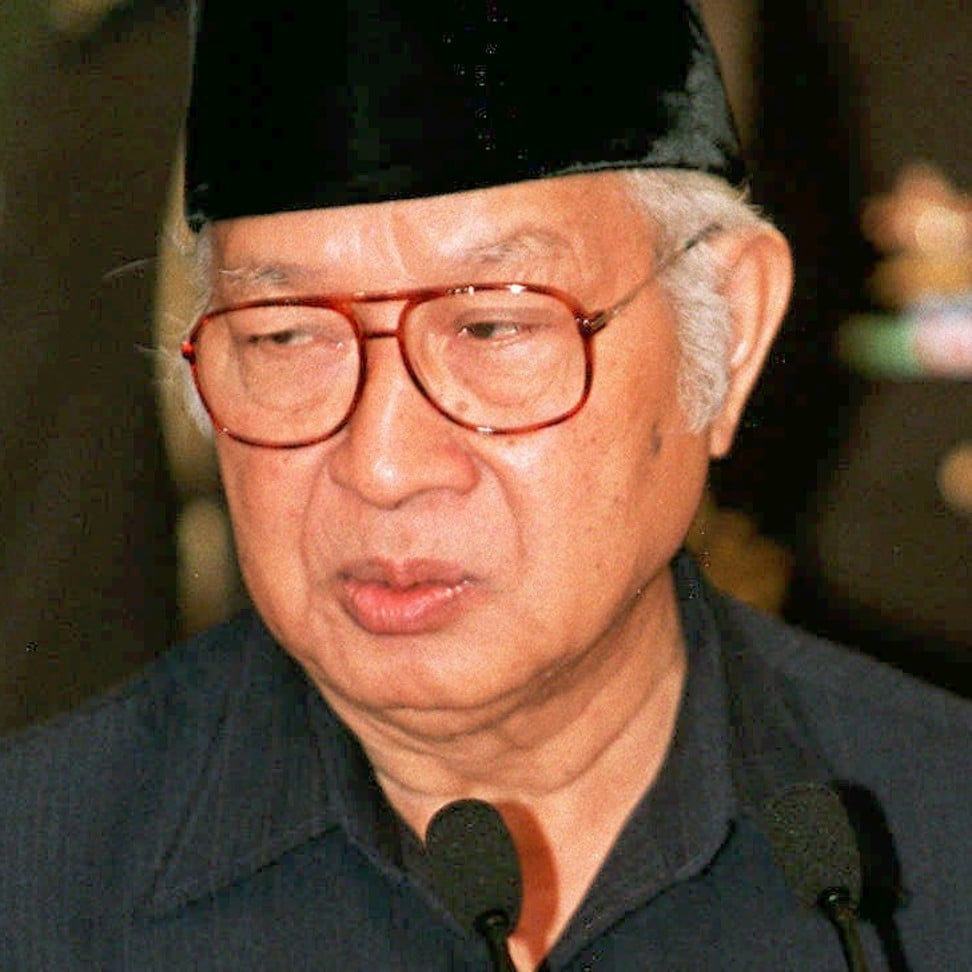 Suharto announces his resignation in 1998. Photo: AFP