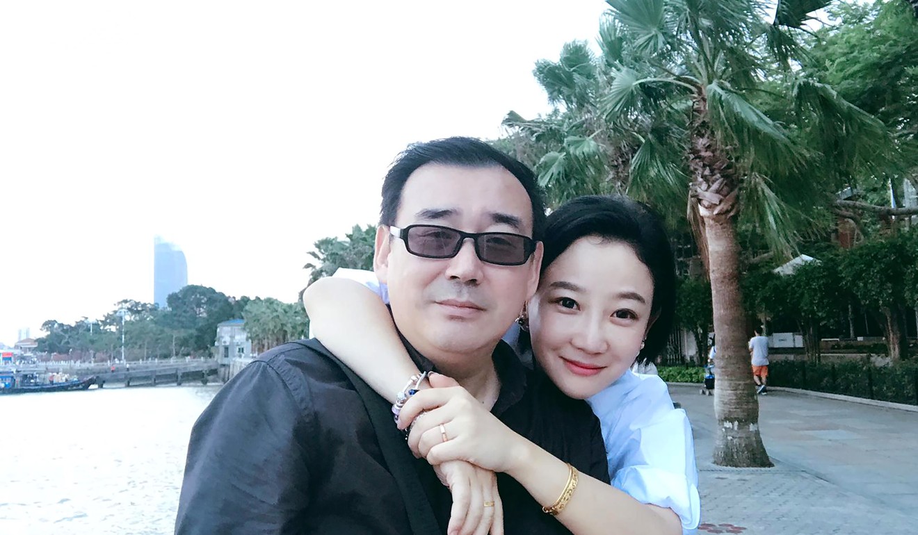 Chongyi Fengがリリースしたこの日付のない写真は、Yang Hengjunとその妻Yuan Xiaoliangを示しています。 写真：AP経由のチョンイー・フェン