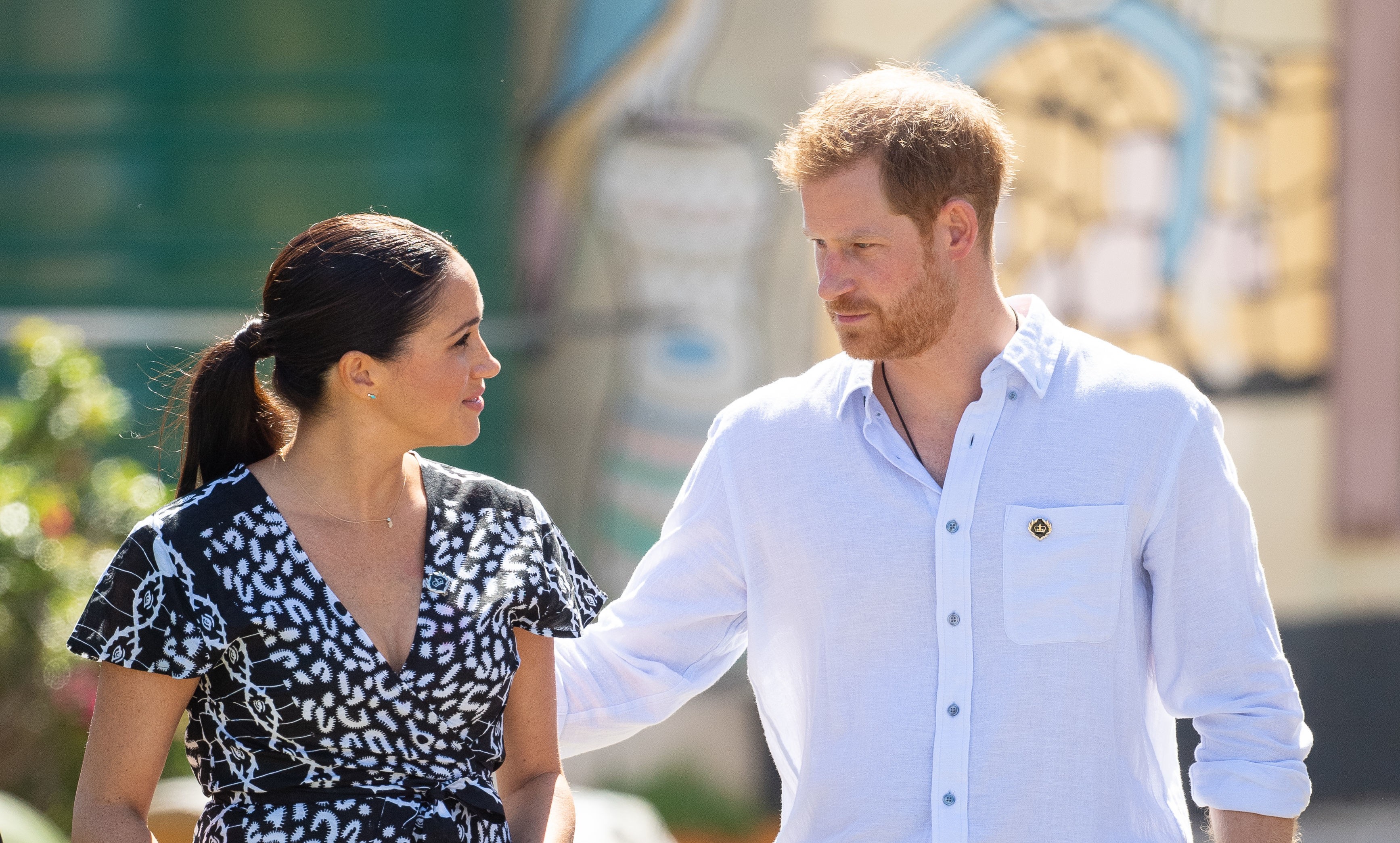 Prince Harry, the Duke of Sussex and his wife Meghan, visited the township of Nyanga on the first day of their Africa trip. Photo: PA Wire/DPA