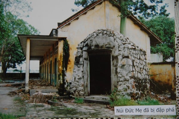 The Good Shepherd Nunnery and Orphanage in Vinh Long City before it was demolished. Photo acquired by Arjen Ijff
