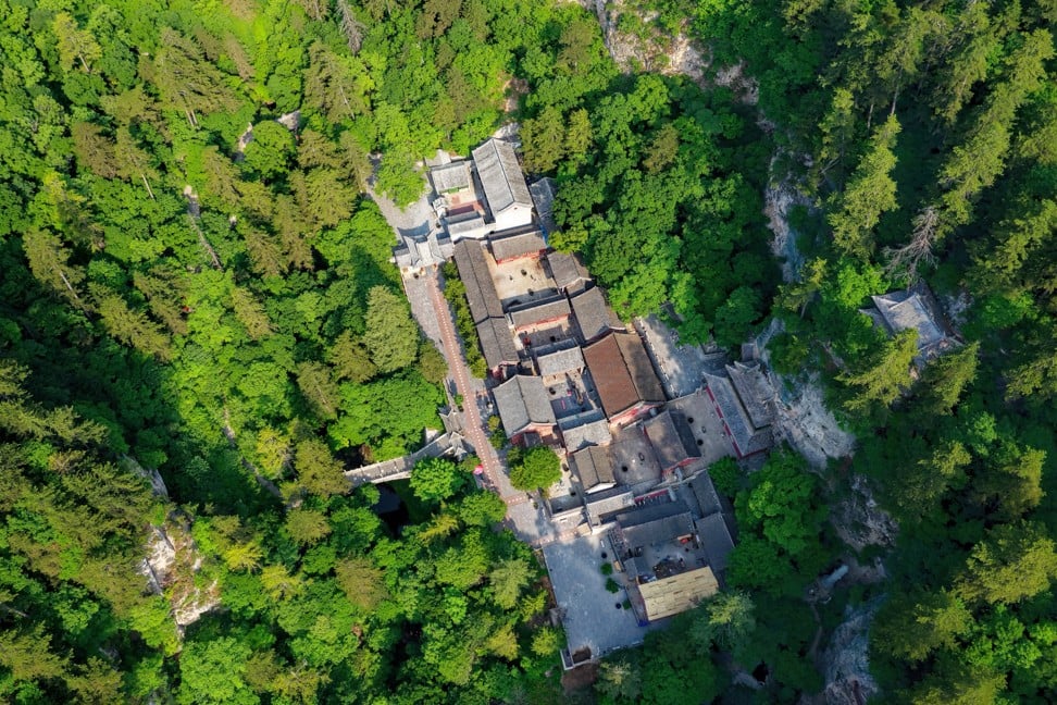 Shengshou Temple from above. Photo: Martin Williams