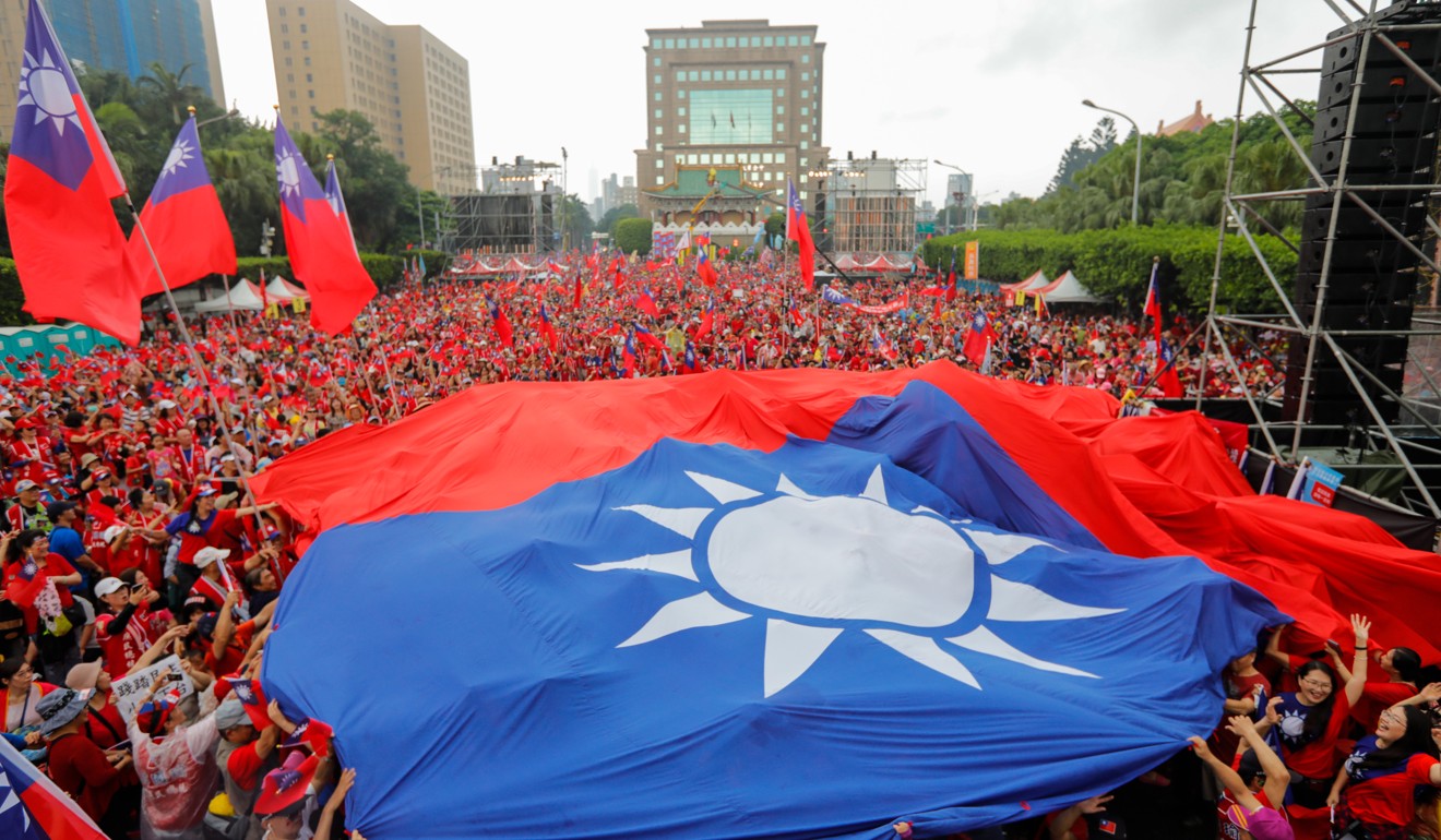 Supporters of Han Kuo-yu at a campaign event in Taipei in July. Photo: AFP