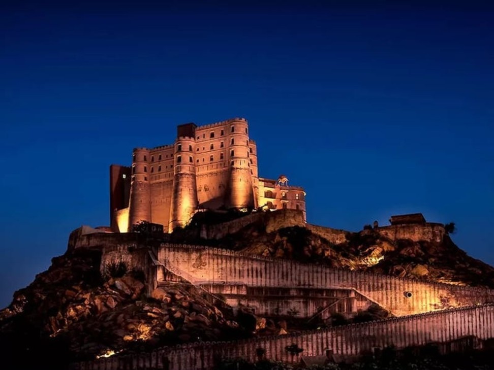 Alila Fort Bishangarh was converted from a 230-year-old fortress.