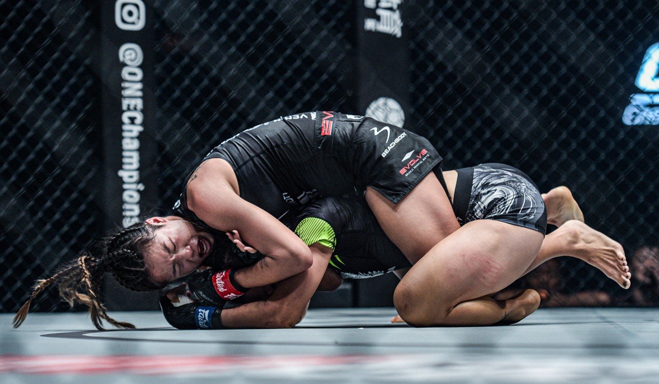 One Championship Angela Lee Submits Xiong Jingnan With 12 Seconds Left To Retain Title South