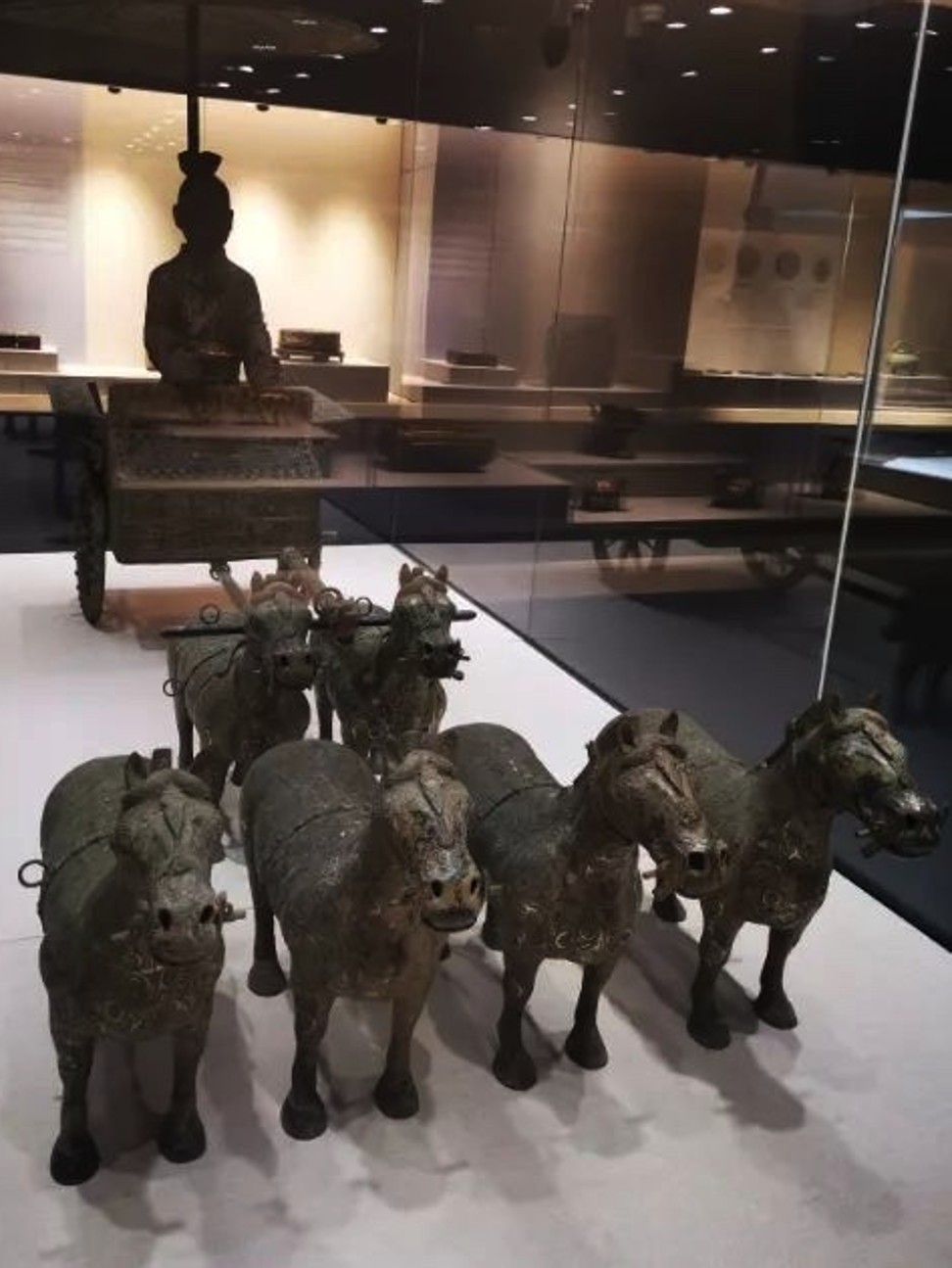Jiang Shang highlighted a bronze horse and cart on display at the museum, which he said was a fake. Photo: Handout