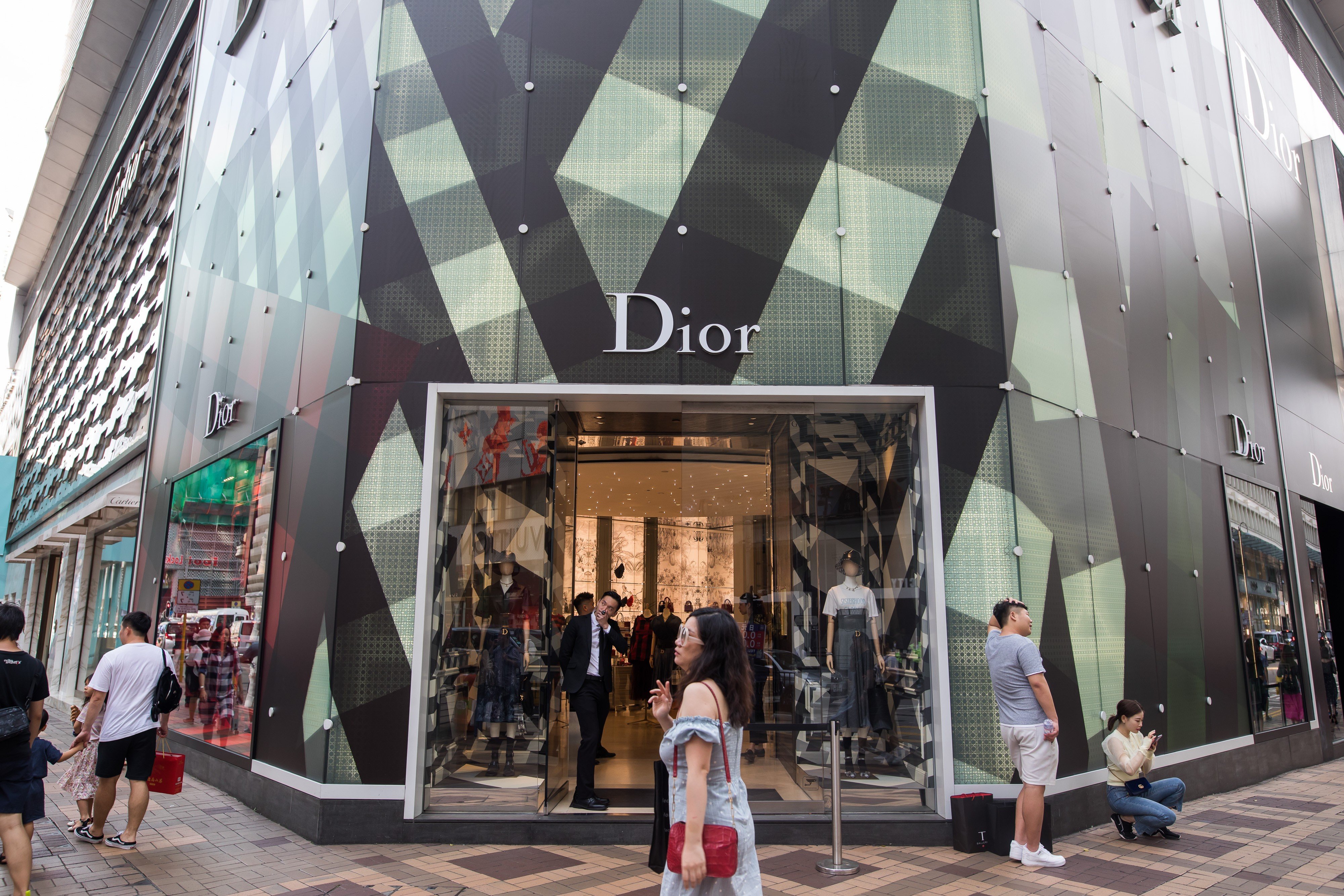 Does Dior Have an Identity Crisis in China?