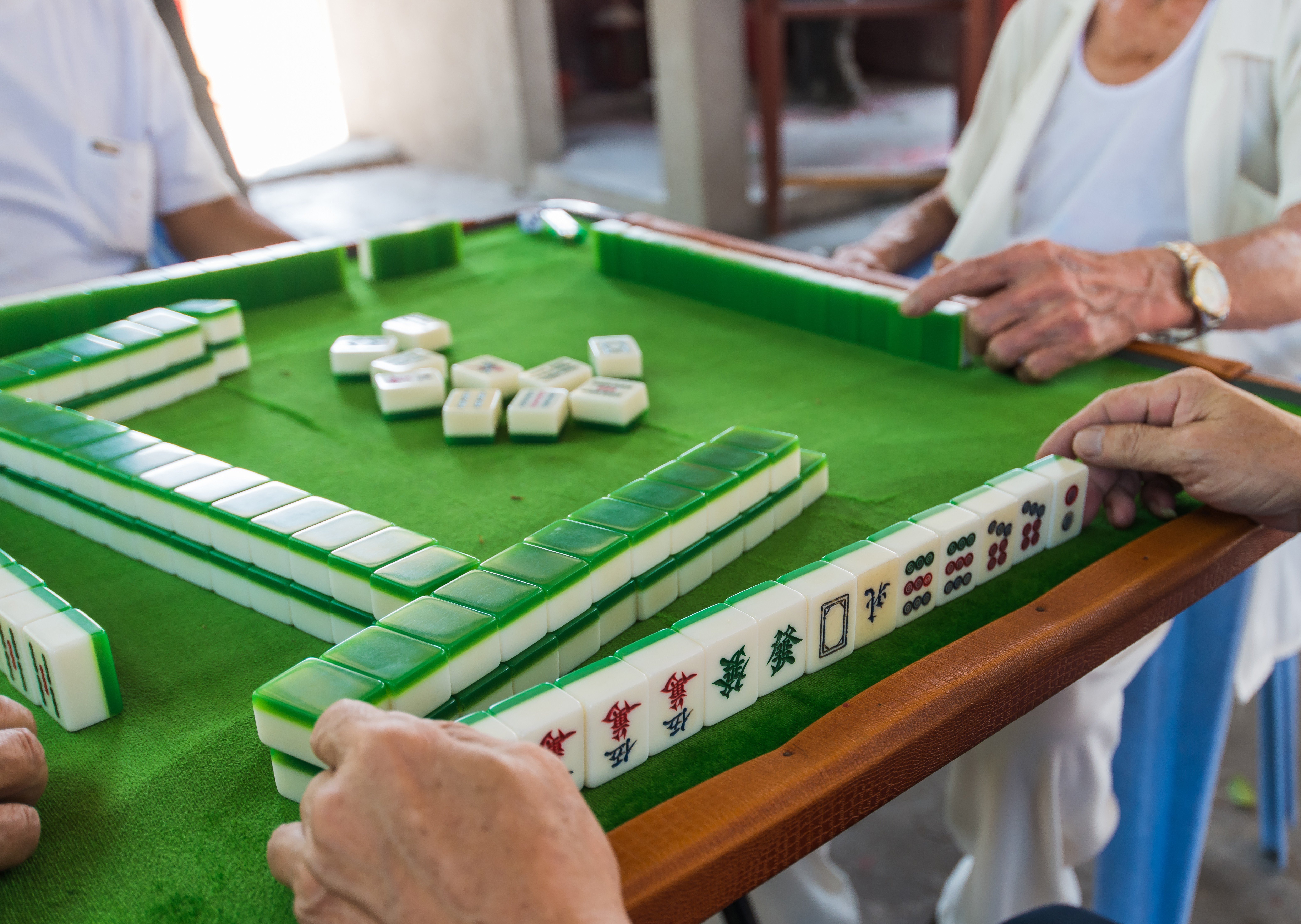 Mahjong houses fall silent as China purifies its social