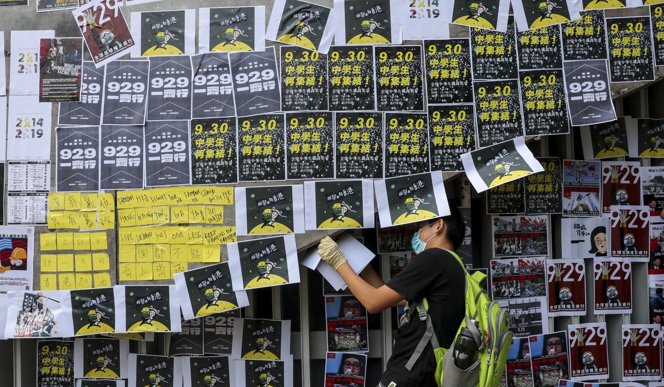 The “Lennon Walls” seen across Hong Kong, such as this one in Admiralty on September 28, are unthinkable in Singapore. Photo: Sam Tsang