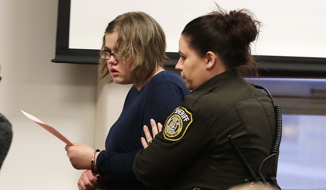 Morgan Geyser leaves the court after she being sentenced to 40 years of institutional confinement at Winnebago Mental Health Facility in February 2018. Photo: Milwaukee Journal-Sentinel via AP